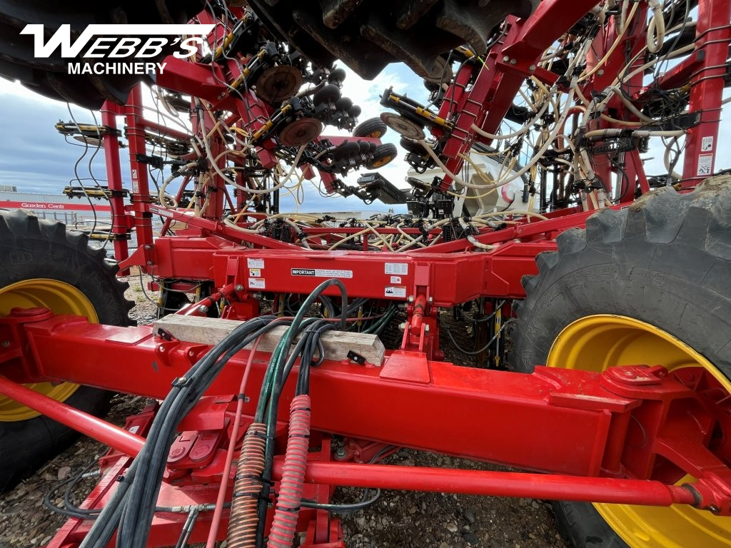 2015 Bourgault 3320-66/71300 Air Drill