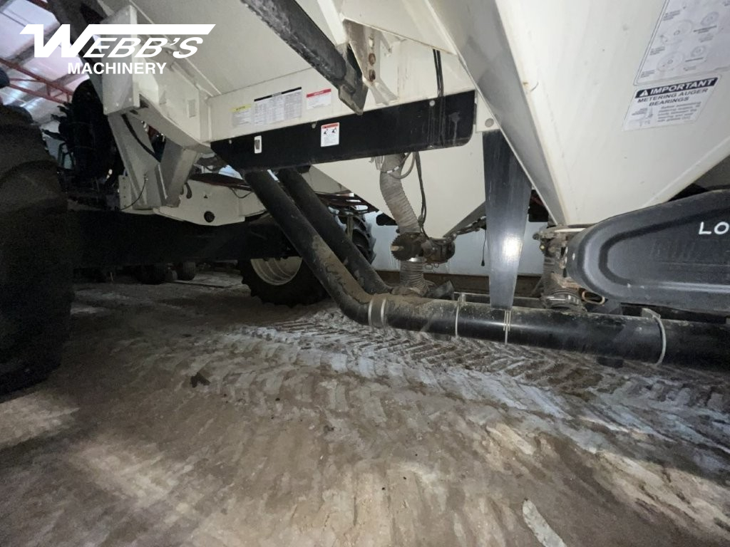 2015 Bourgault 3320-66/71300 Air Drill