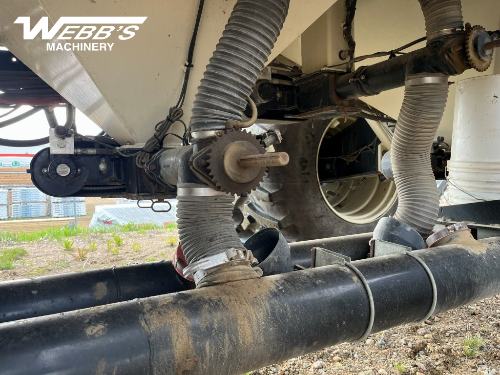 2015 Bourgault 3320-66/71300 Air Drill
