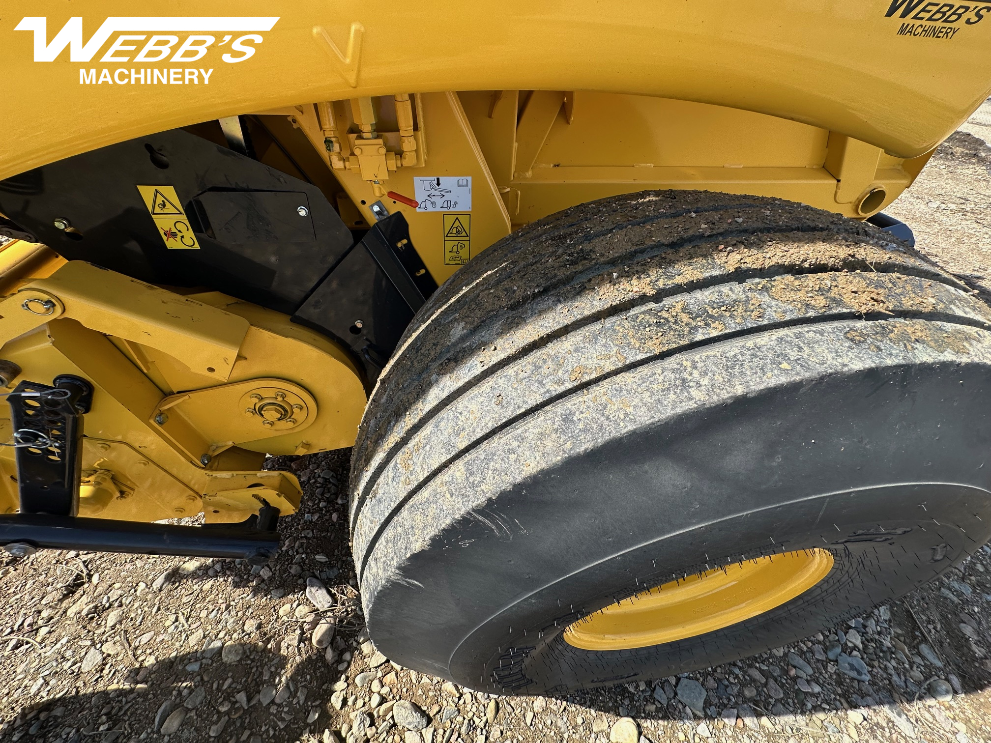 2023 New Holland Rollbelt 560 Baler/Round