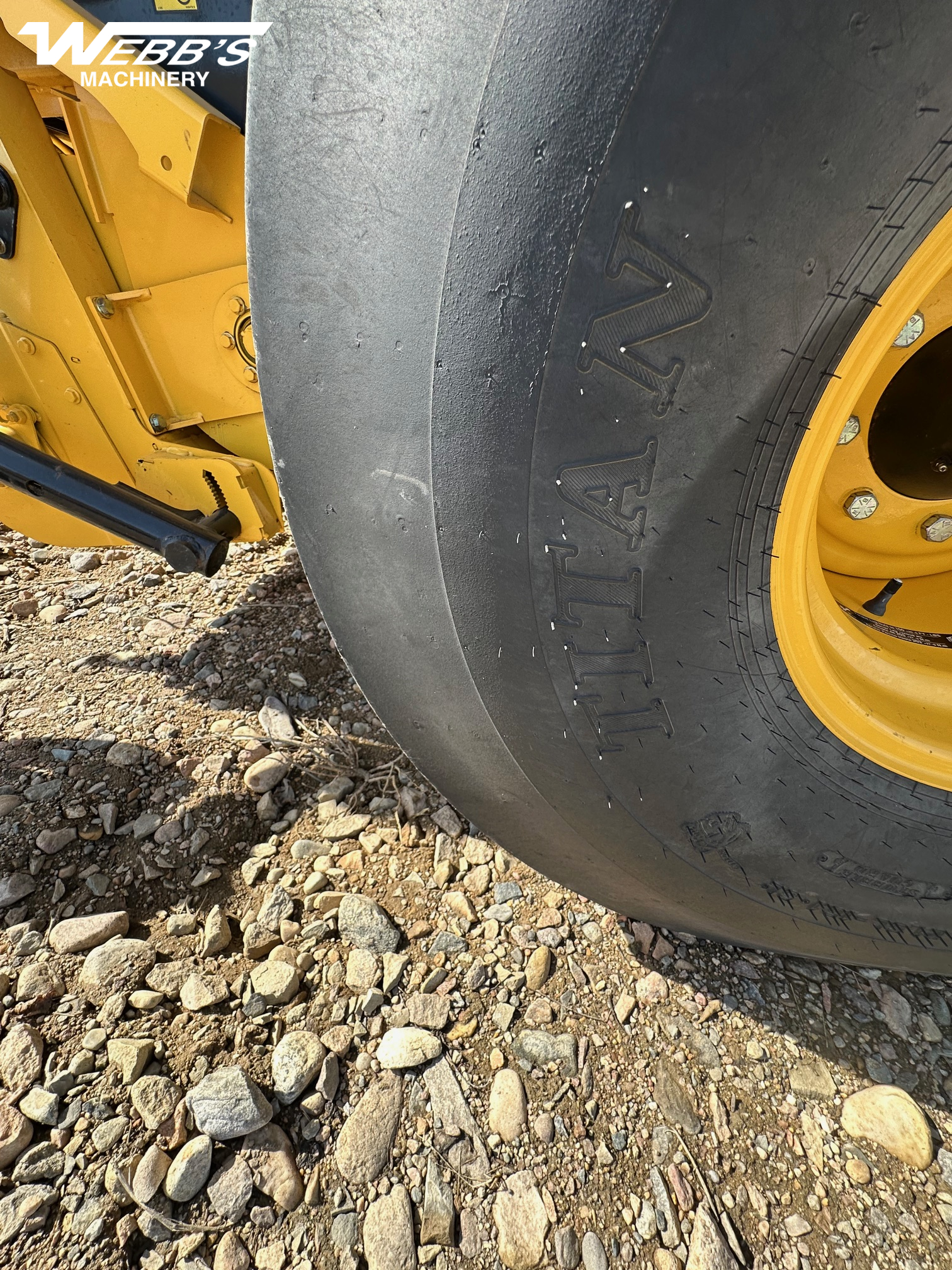 2023 New Holland Rollbelt 560 Baler/Round