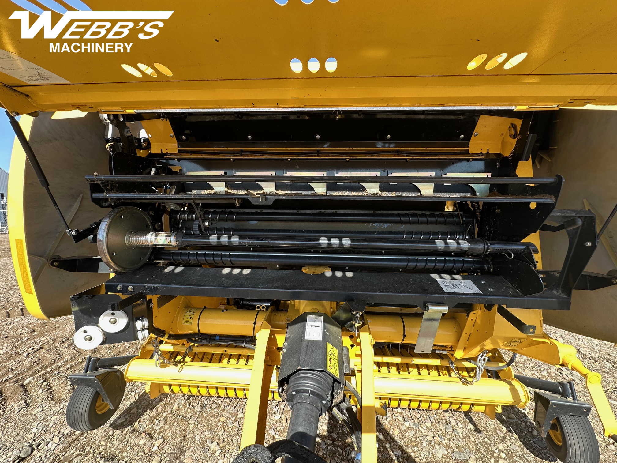 2023 New Holland Rollbelt 560 Baler/Round