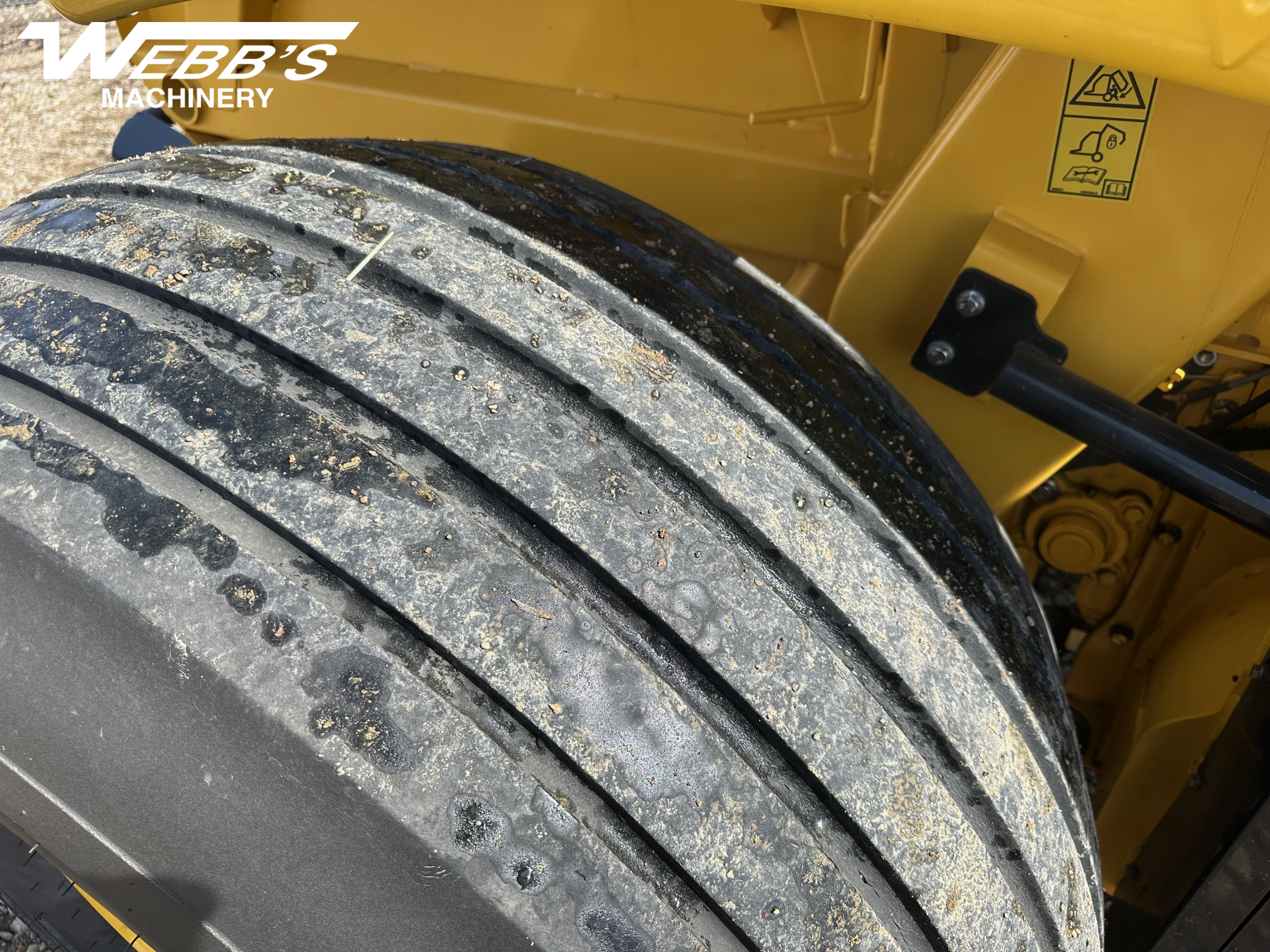 2023 New Holland Rollbelt 560 Baler/Round
