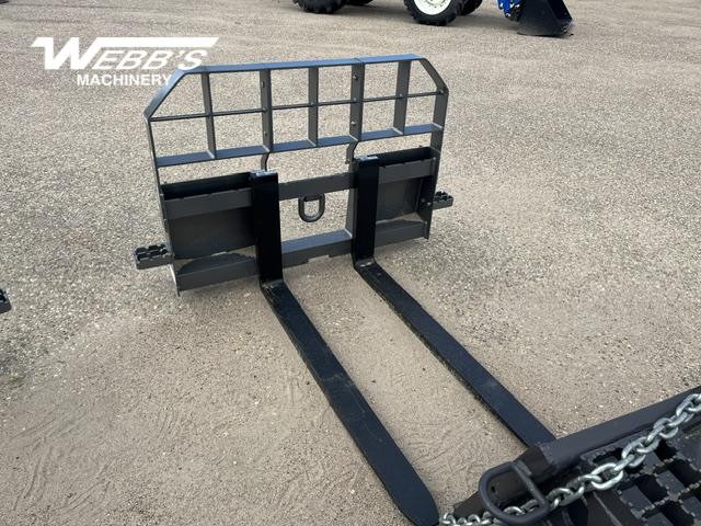 2026 New Holland 733CN43967FP Pallet Fork