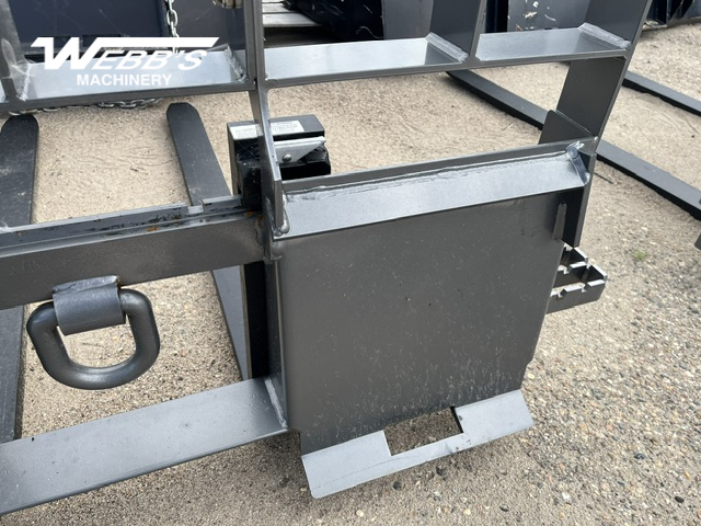 2026 New Holland 733CN43967FP Pallet Fork