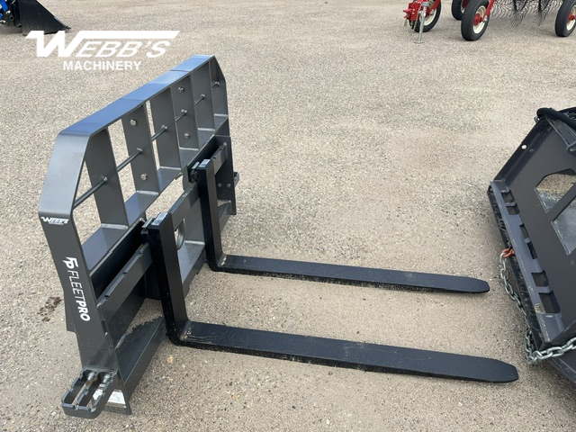 2026 New Holland 733CN43967FP Pallet Fork