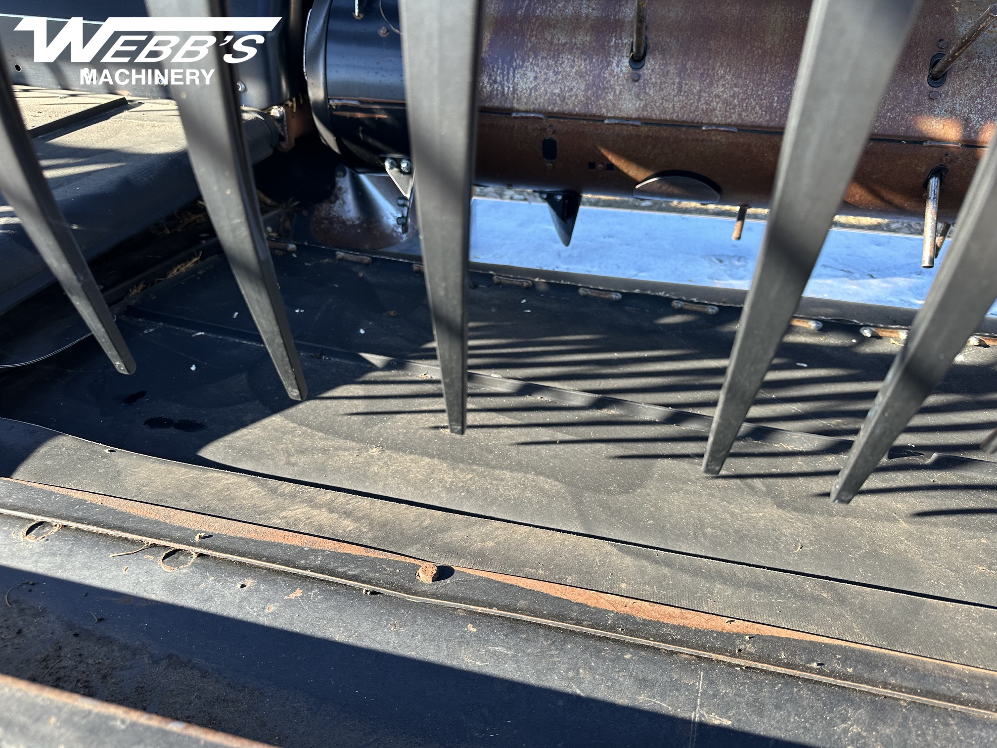 2021 MacDon FD140 Header Combine