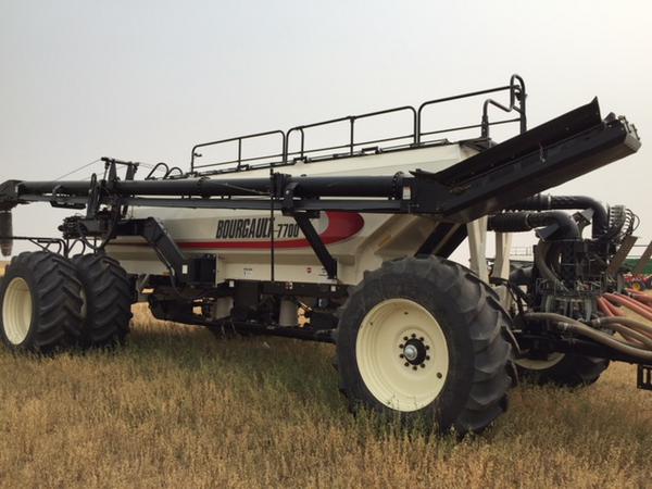 2016 Bourgault 3320-76 Seeding Tool