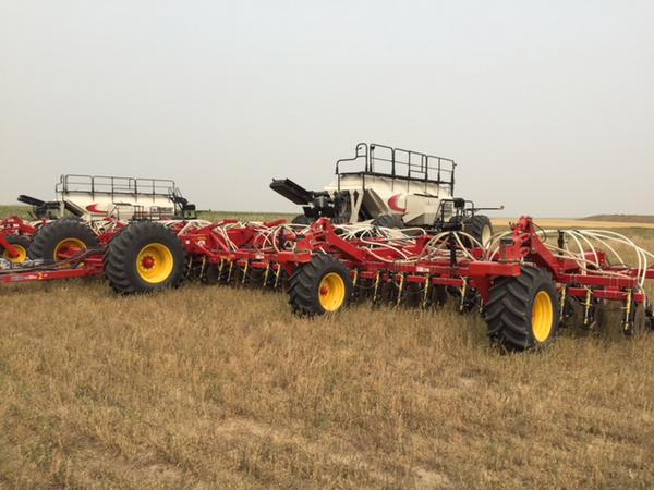 2016 Bourgault 3320-76 Seeding Tool