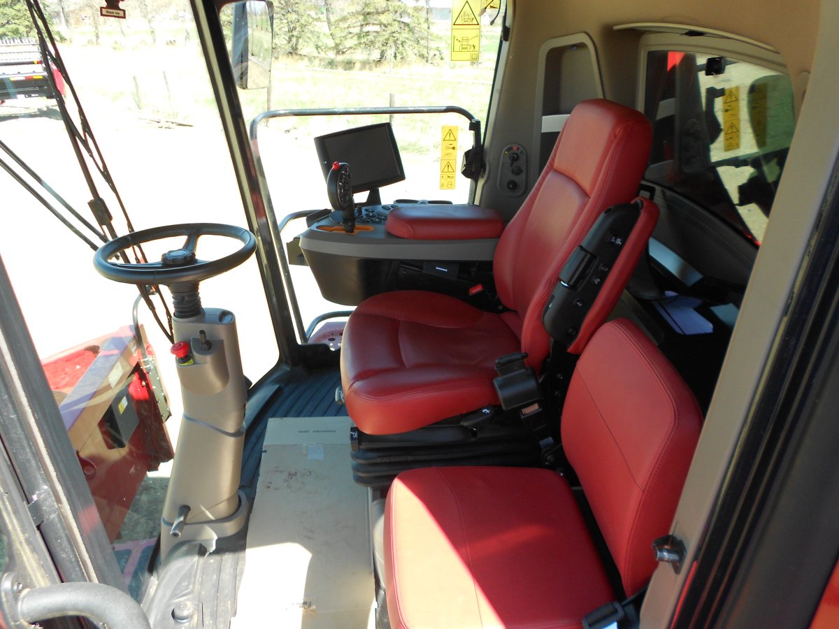 2021 Case 8250 Combine