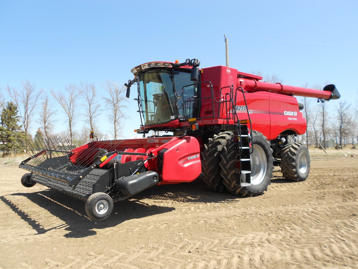 2021 Case 8250 Combine