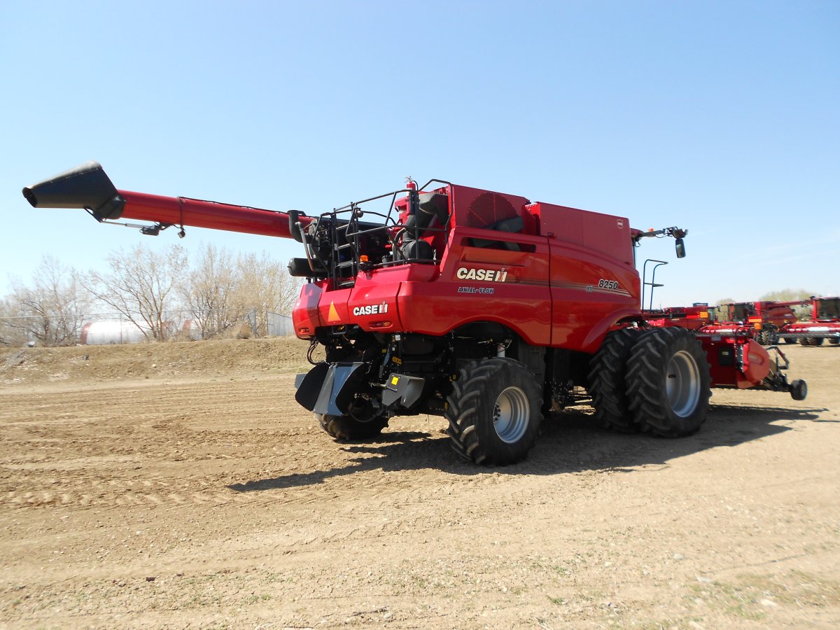 2021 Case 8250 Combine