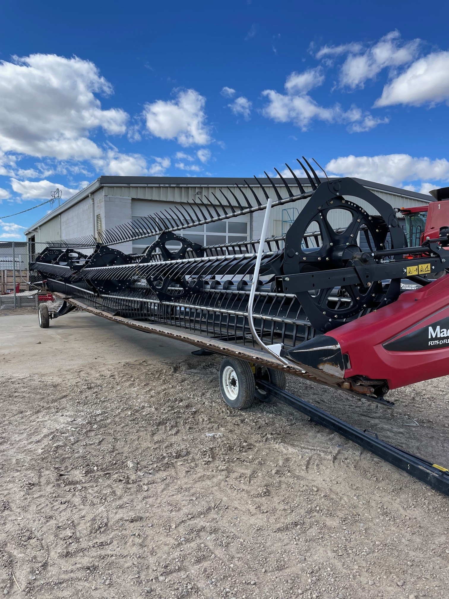 2017 MacDon FD75-45 Header Combine