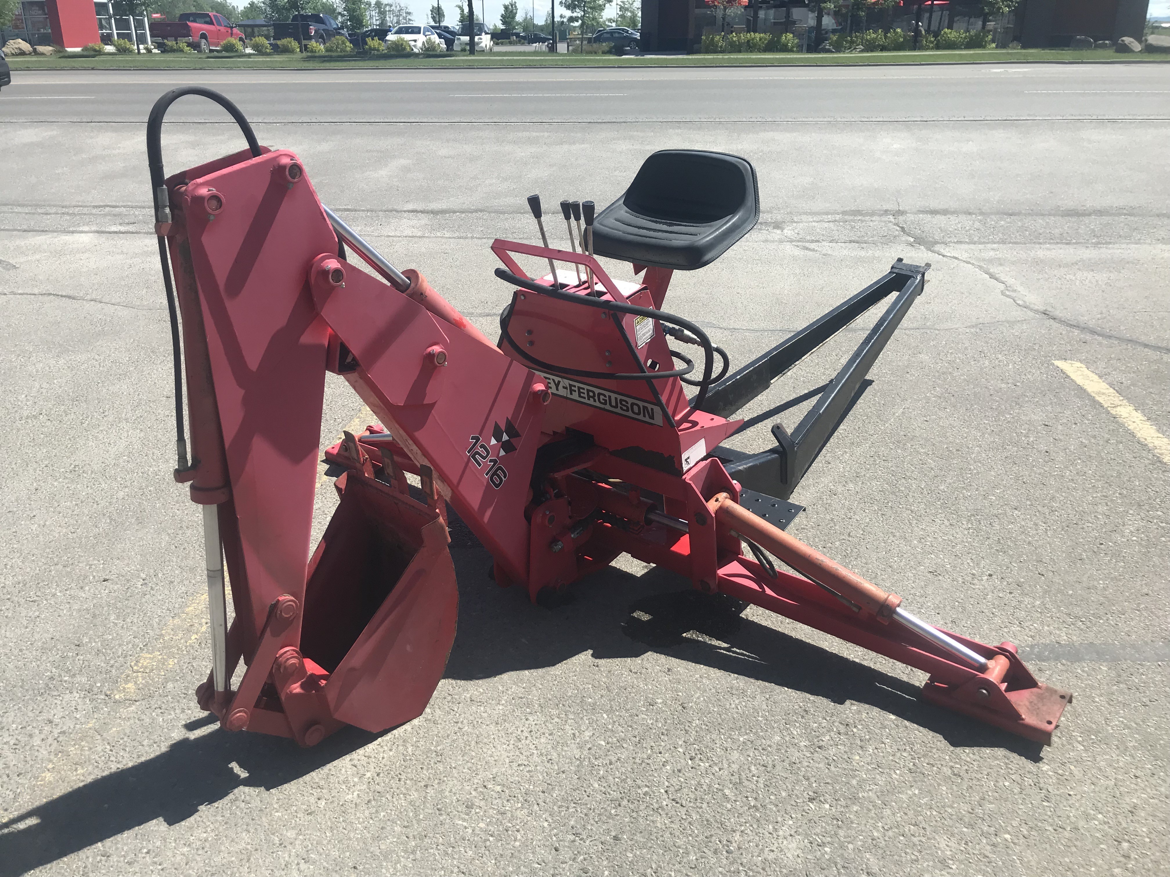 2000 Massey Ferguson 1216 Backhoe Attachment