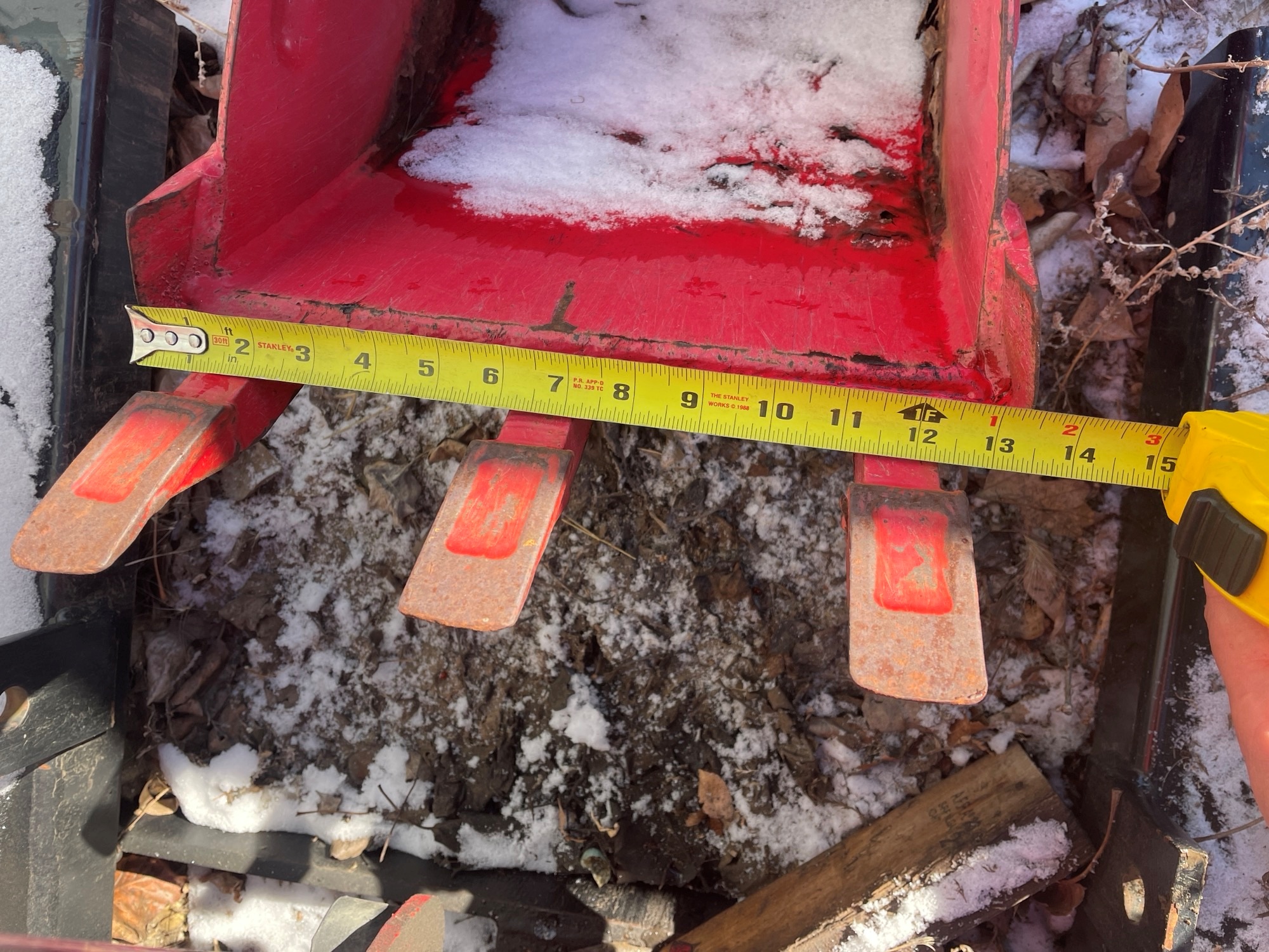 2000 Massey Ferguson 1216 Backhoe Attachment