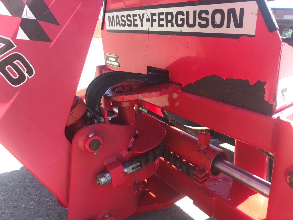 2000 Massey Ferguson 1216 Backhoe Attachment