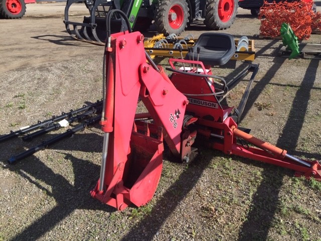 2000 Massey Ferguson 1216 Backhoe Attachment