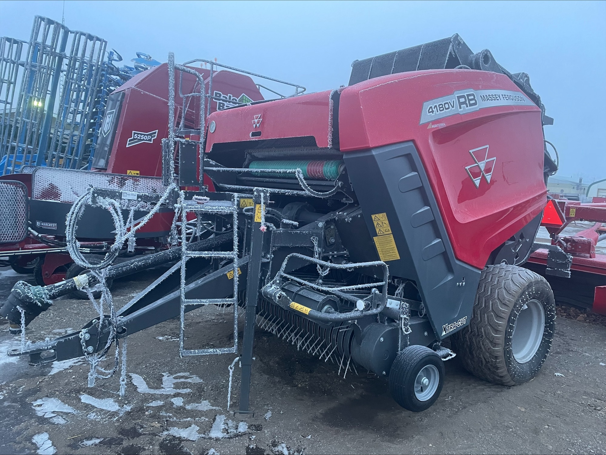 2022 Massey Ferguson 4180V Baler/Round