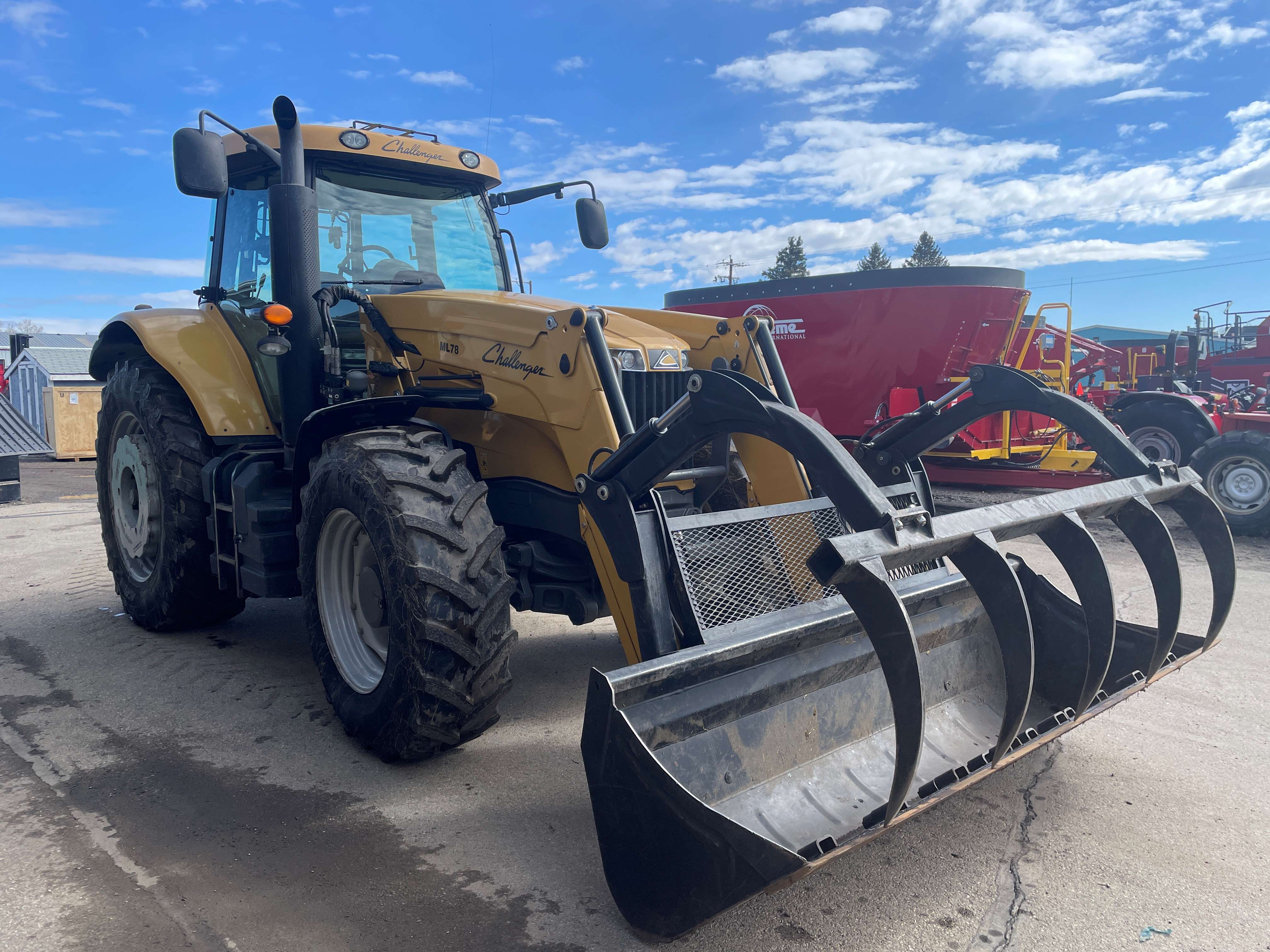 2012 Challenger MT555D Tractor