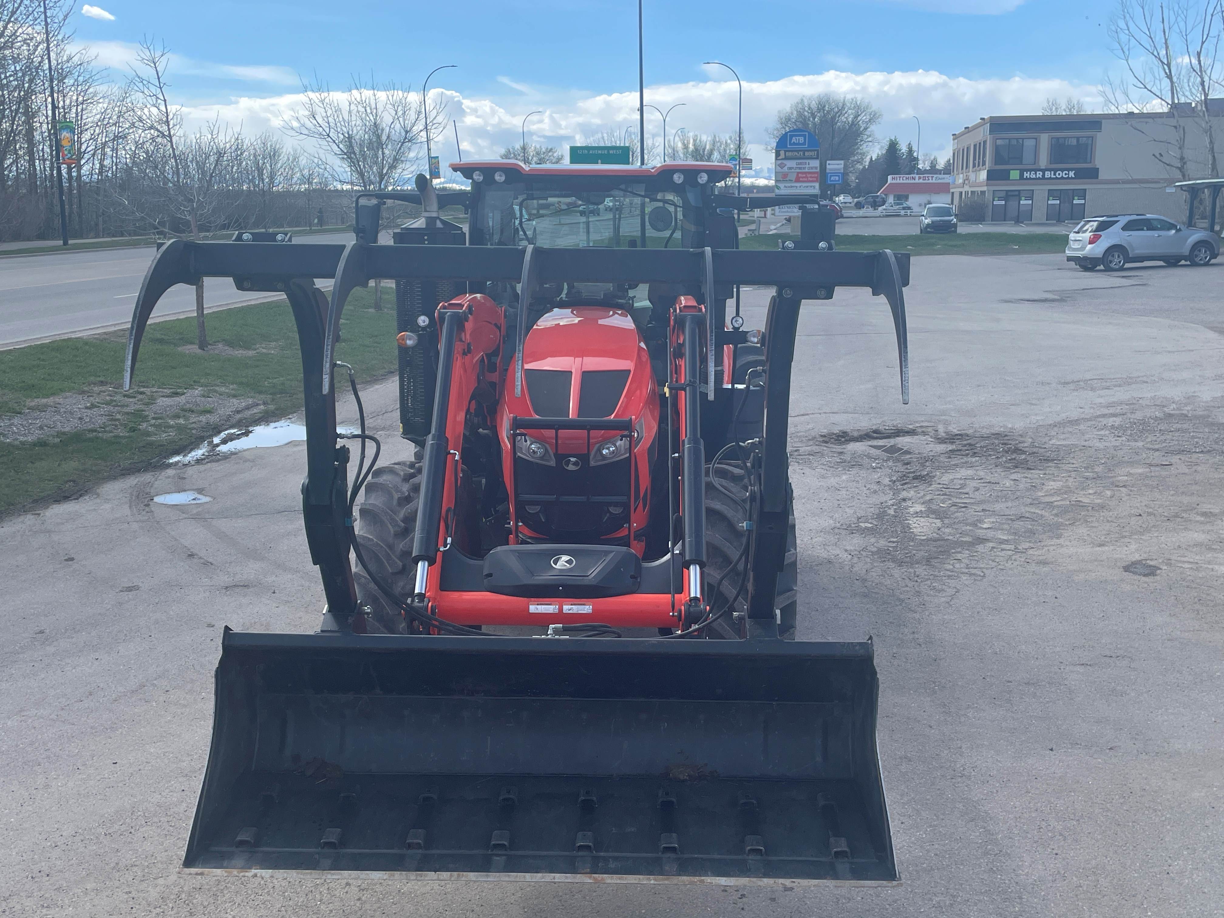 2020 Kubota M8-201 Tractor