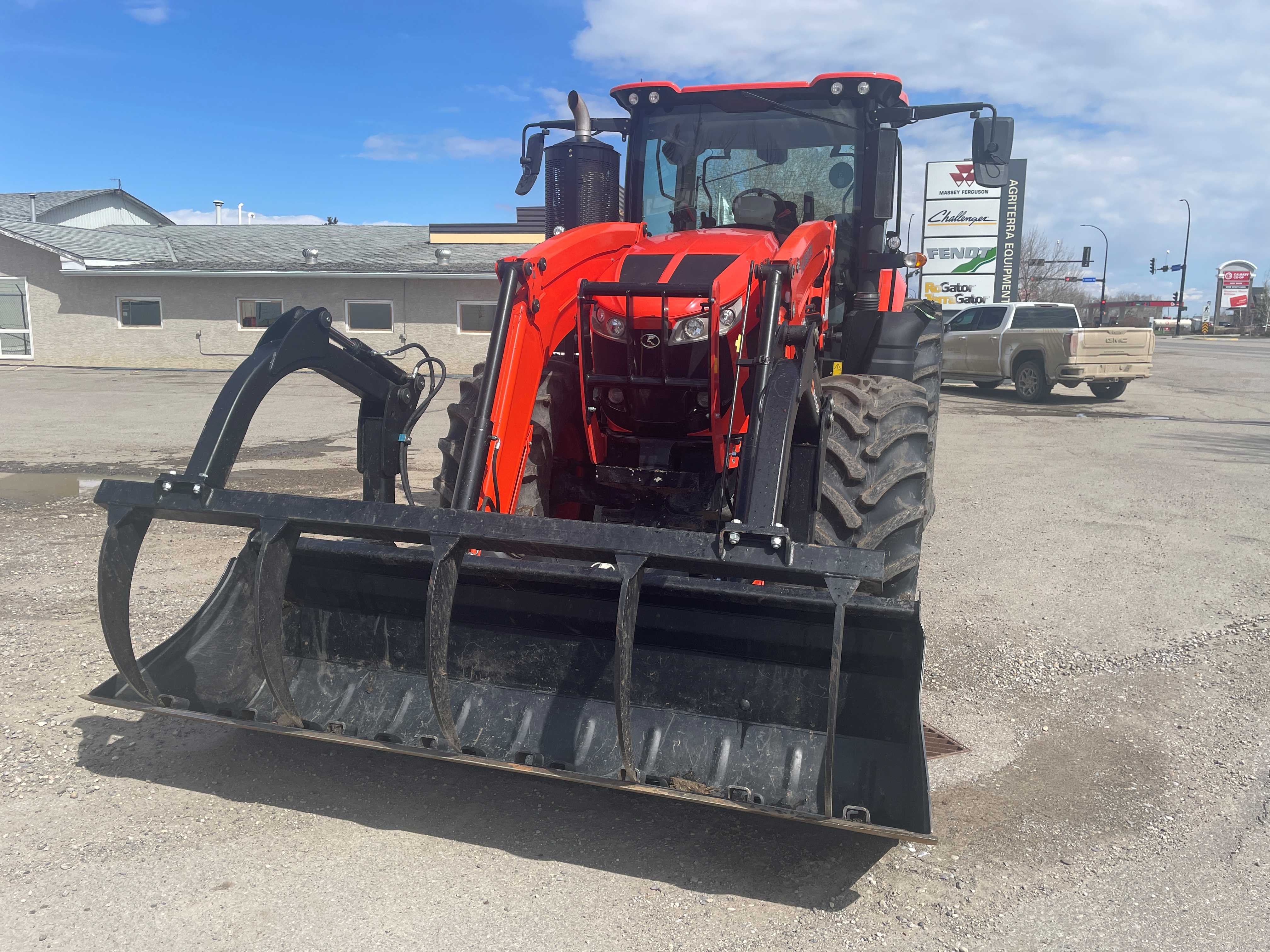 2020 Kubota M8-201 Tractor