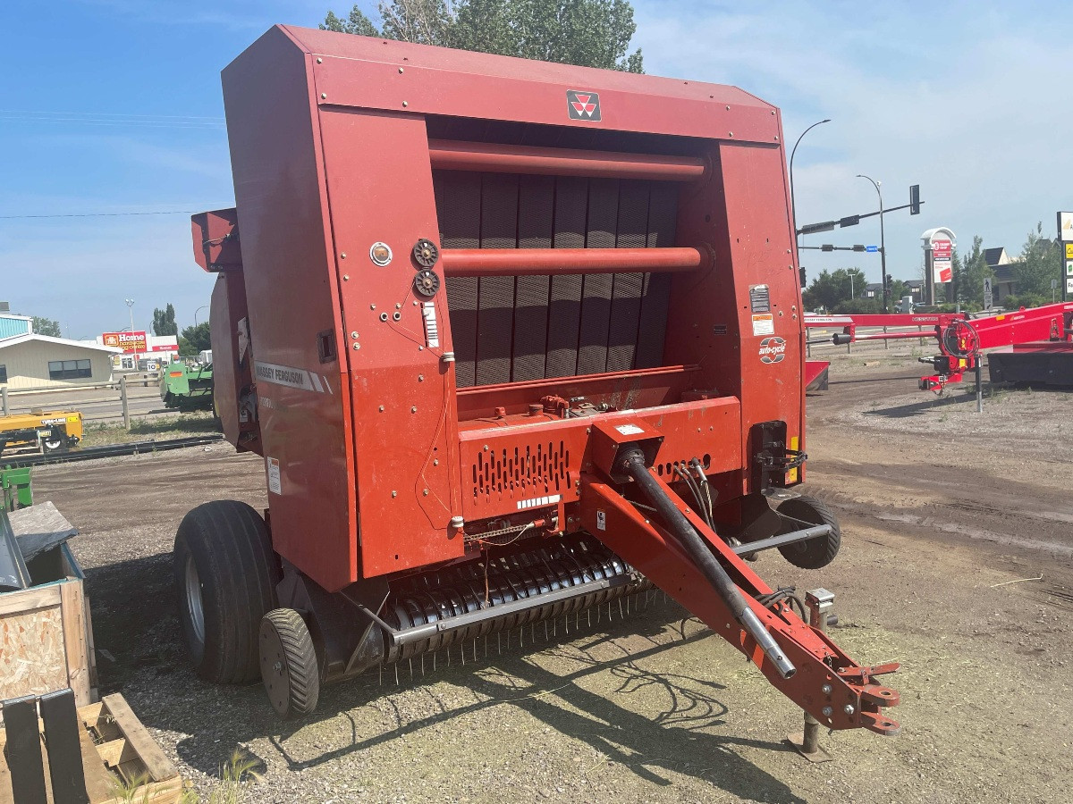 2008 Massey Ferguson 2756A Baler/Round