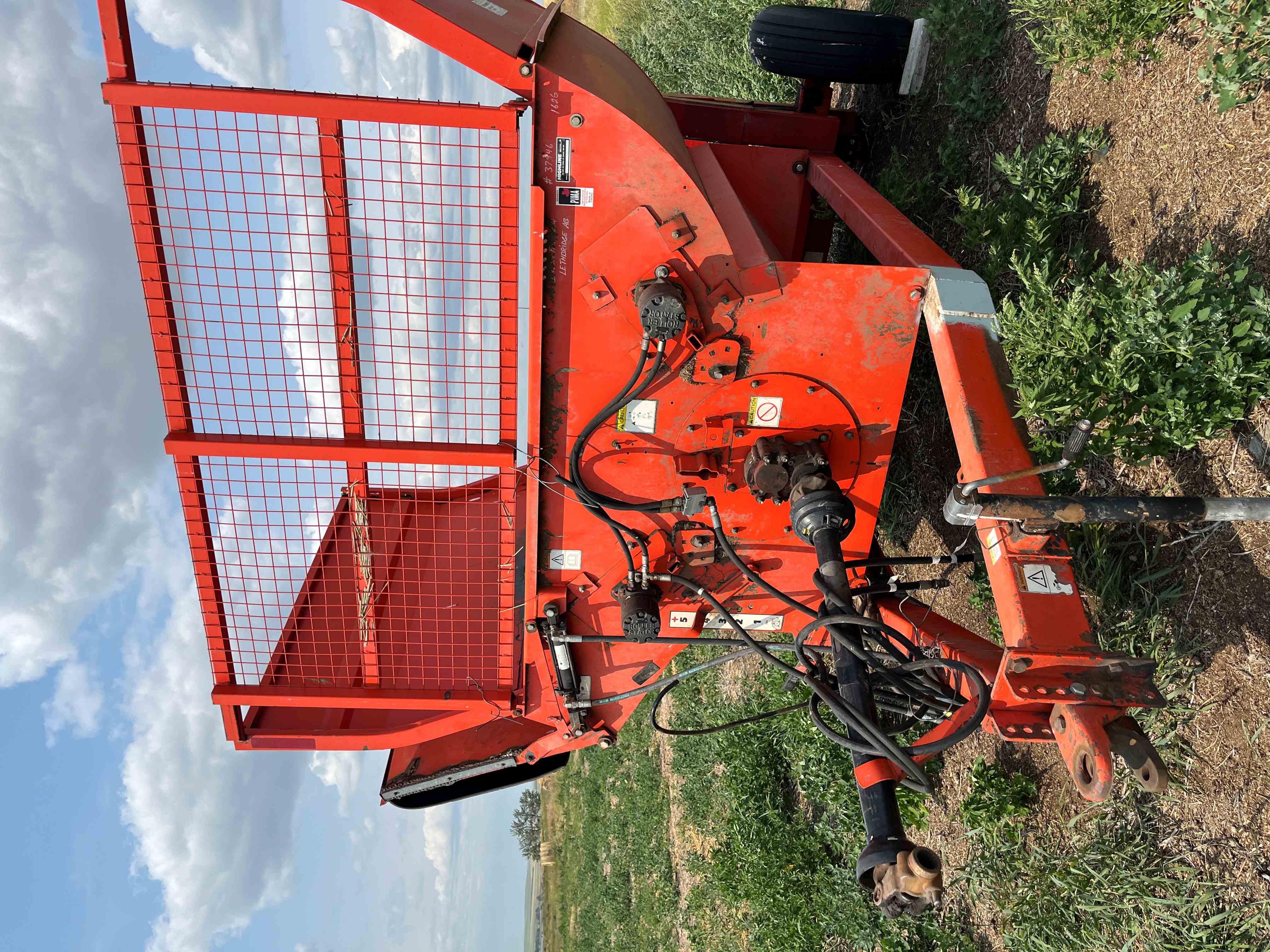 2005 Highline 8000 Bale Processor