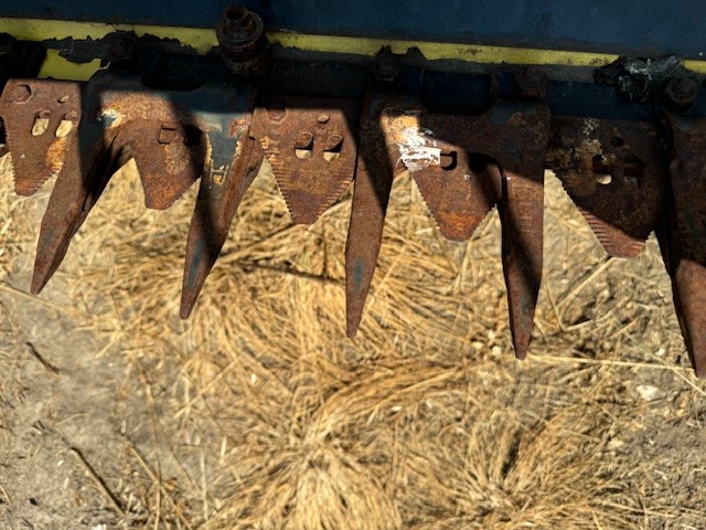 2009 Honey Bee SP30 Windrower Draper Header