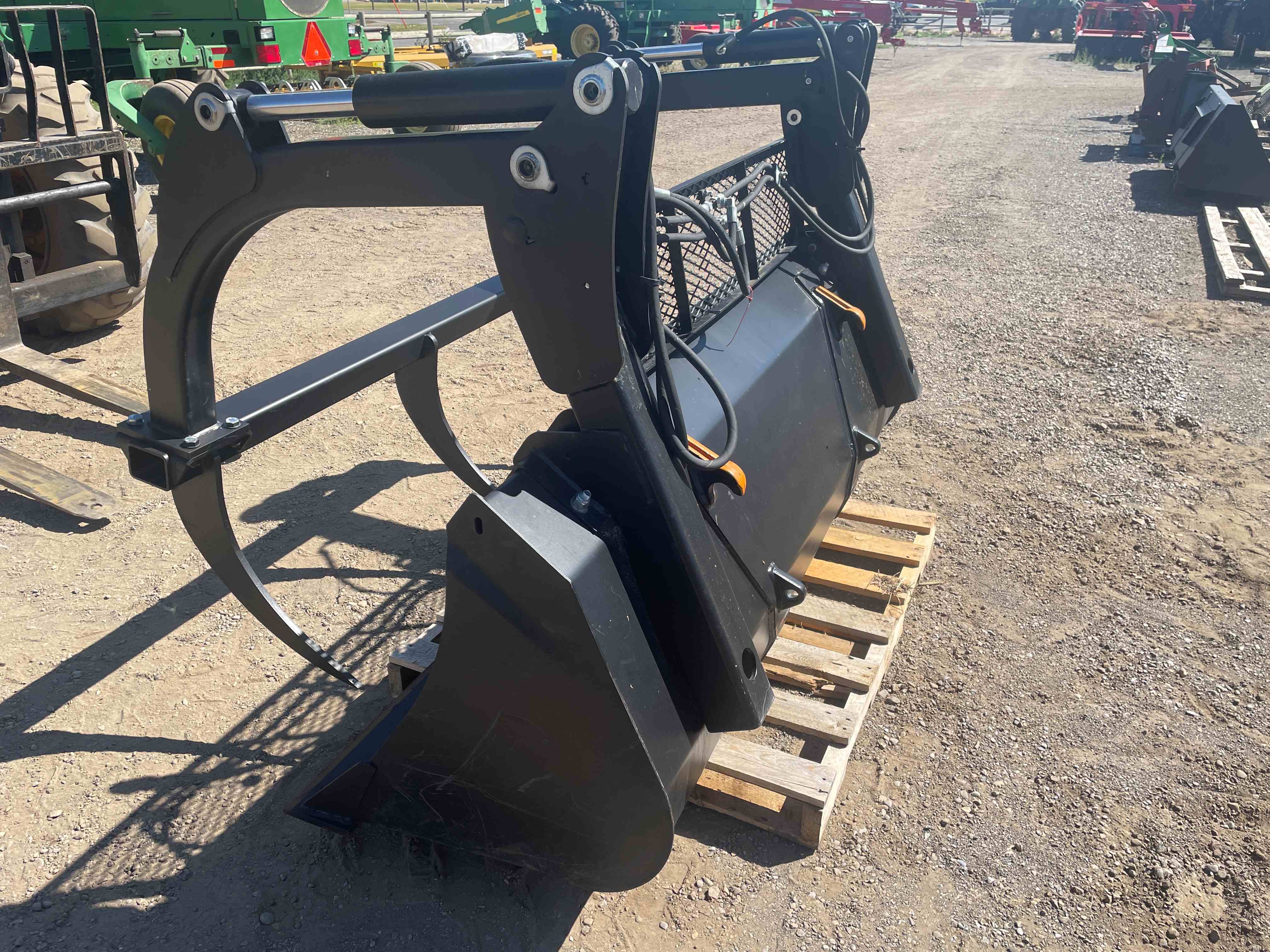 2015 ALO MK2 210 Grapple Bucket