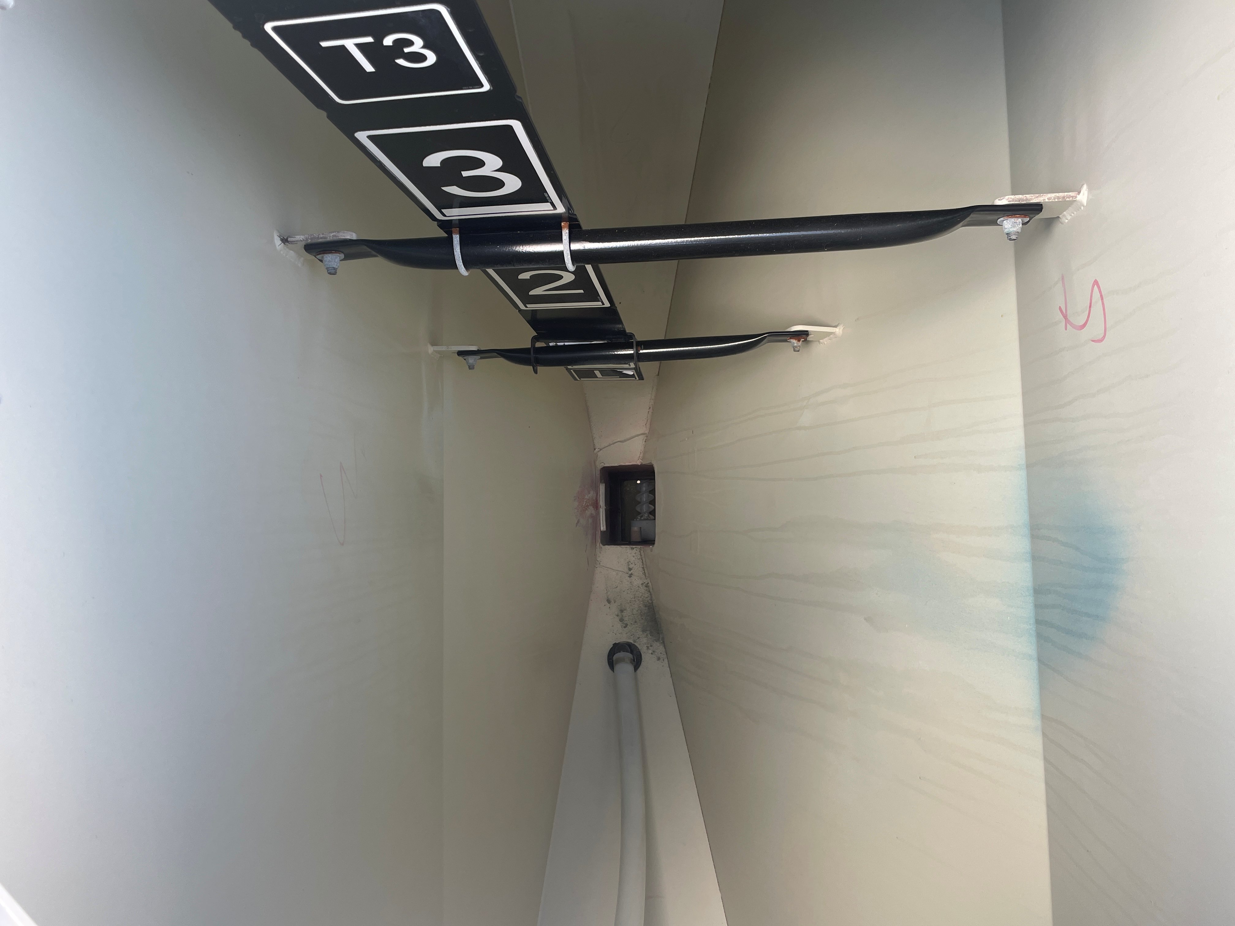 2016 Bourgault 7950 Air Tank/Cart