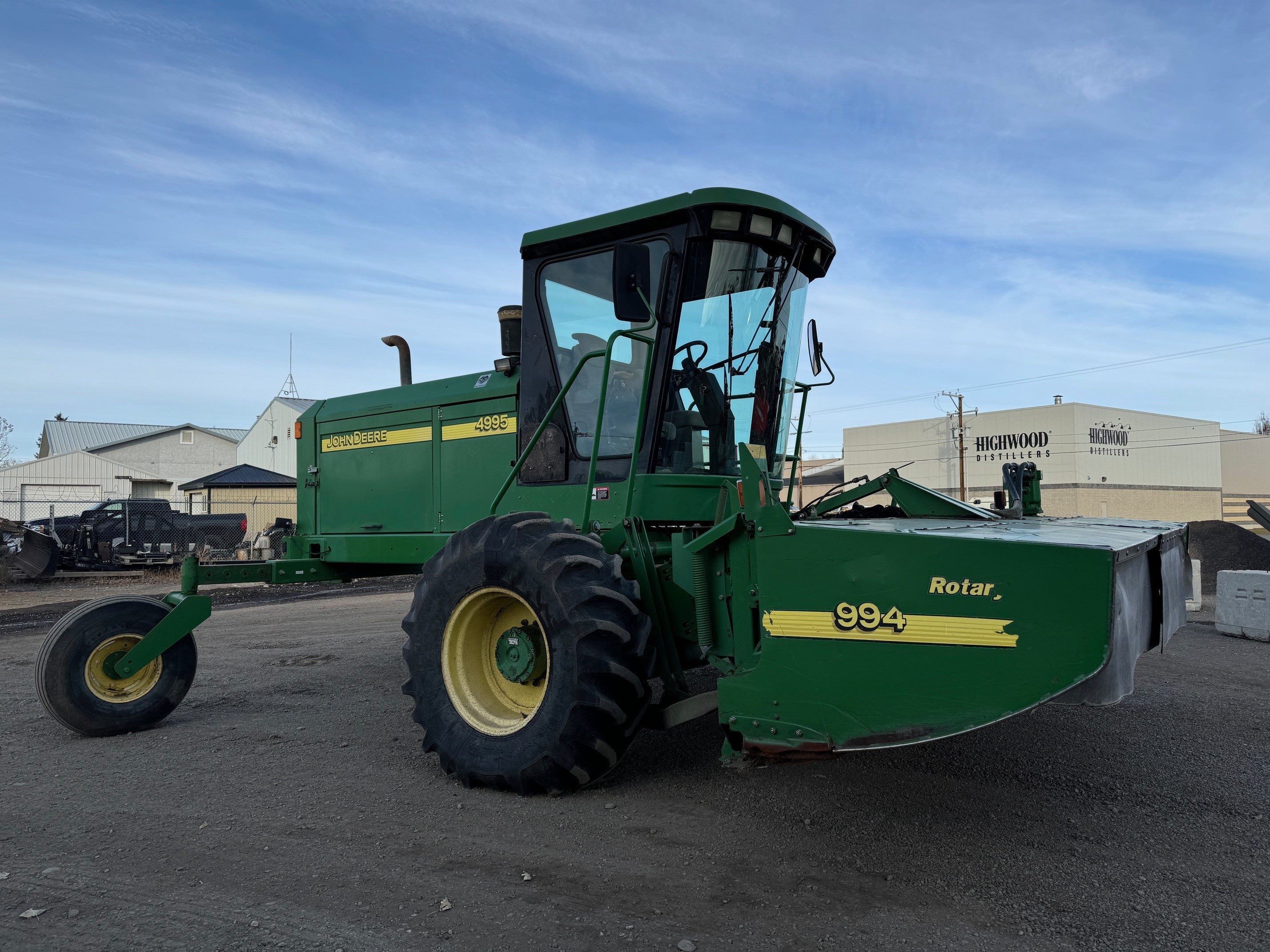 2003 John Deere 4995 Windrower