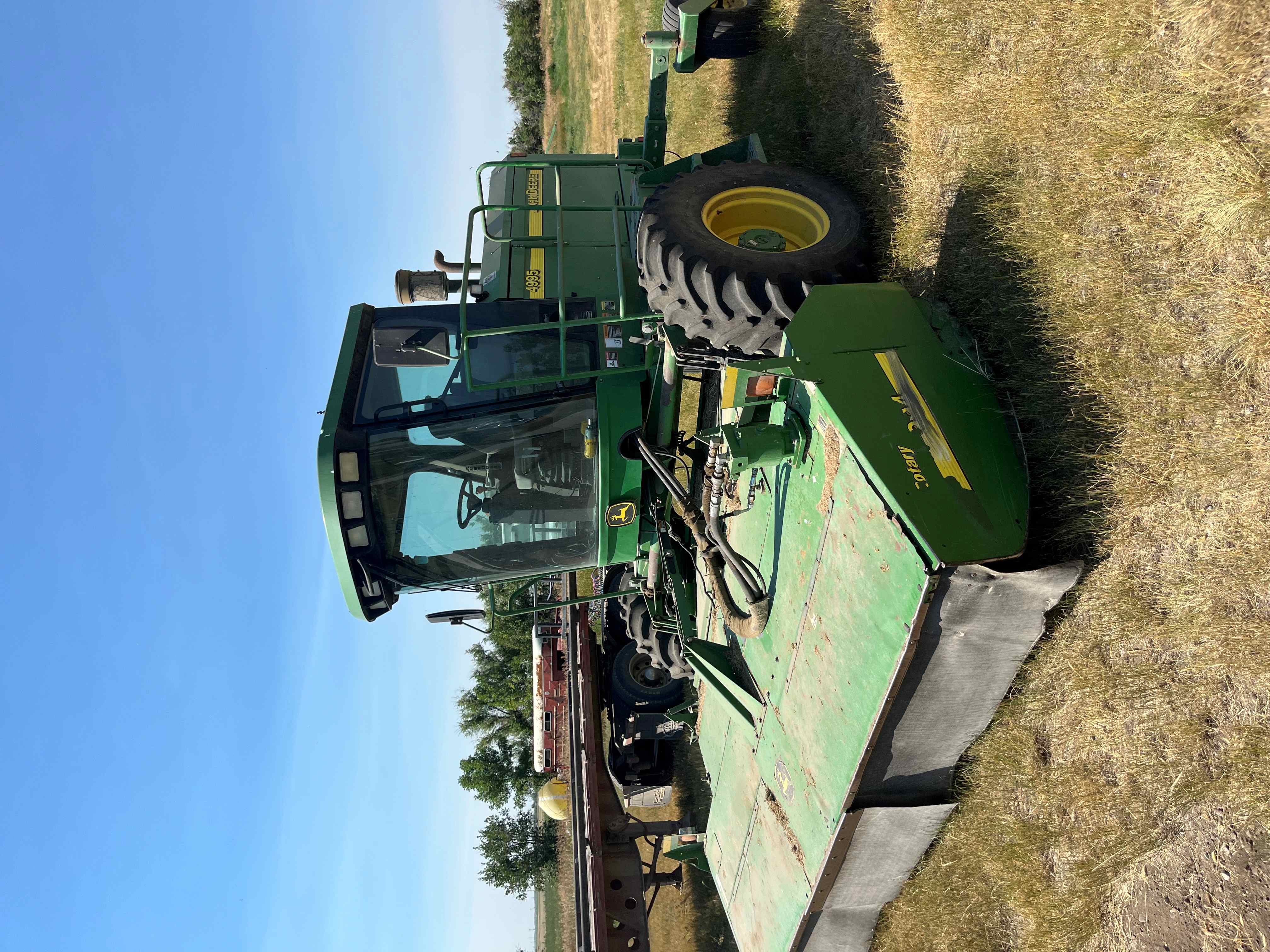 2003 John Deere 4995 Windrower