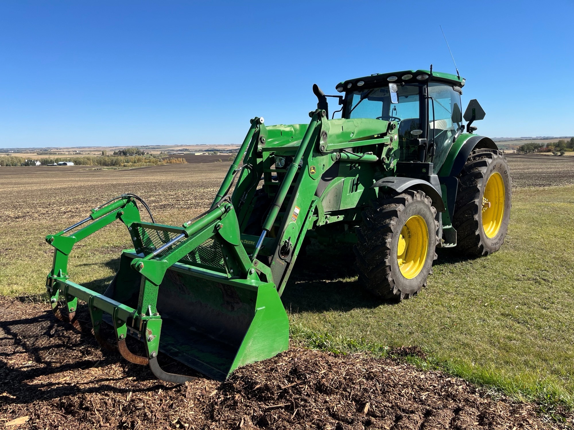 2018 John Deere 6175R Tractor