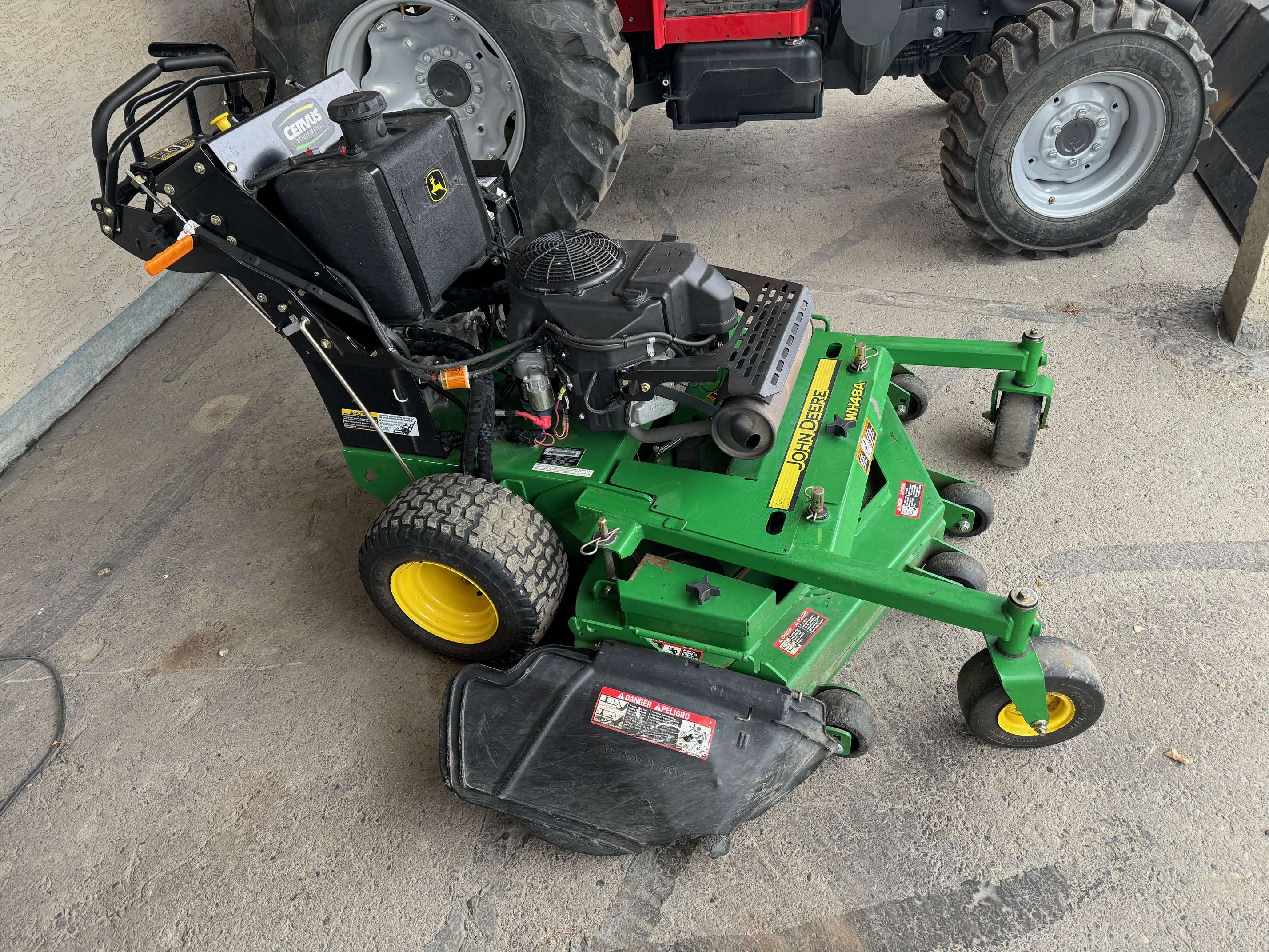 2014 John Deere WH48A Mower/Greens Walk Behind