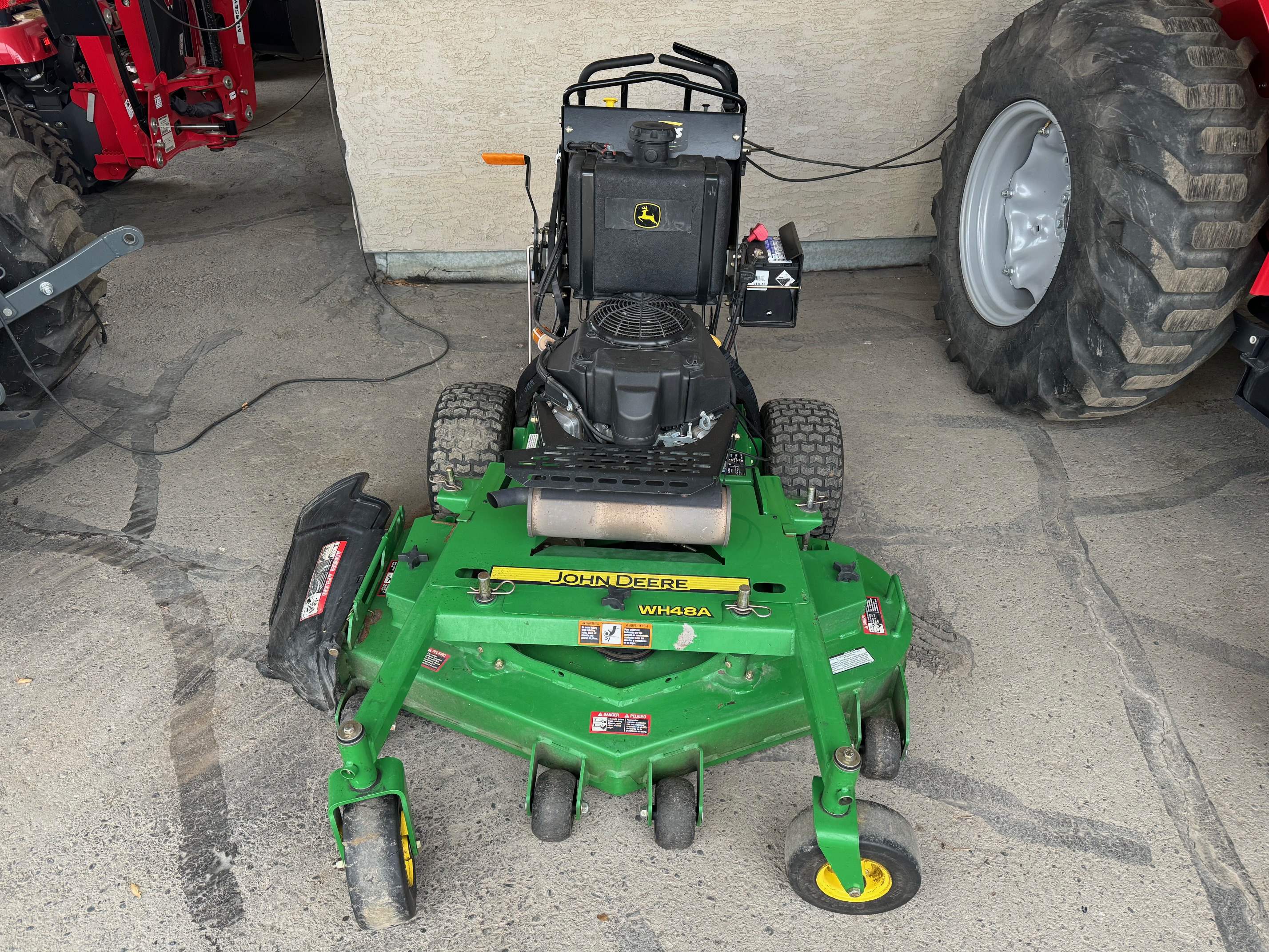 2014 John Deere WH48A Mower/Greens Walk Behind