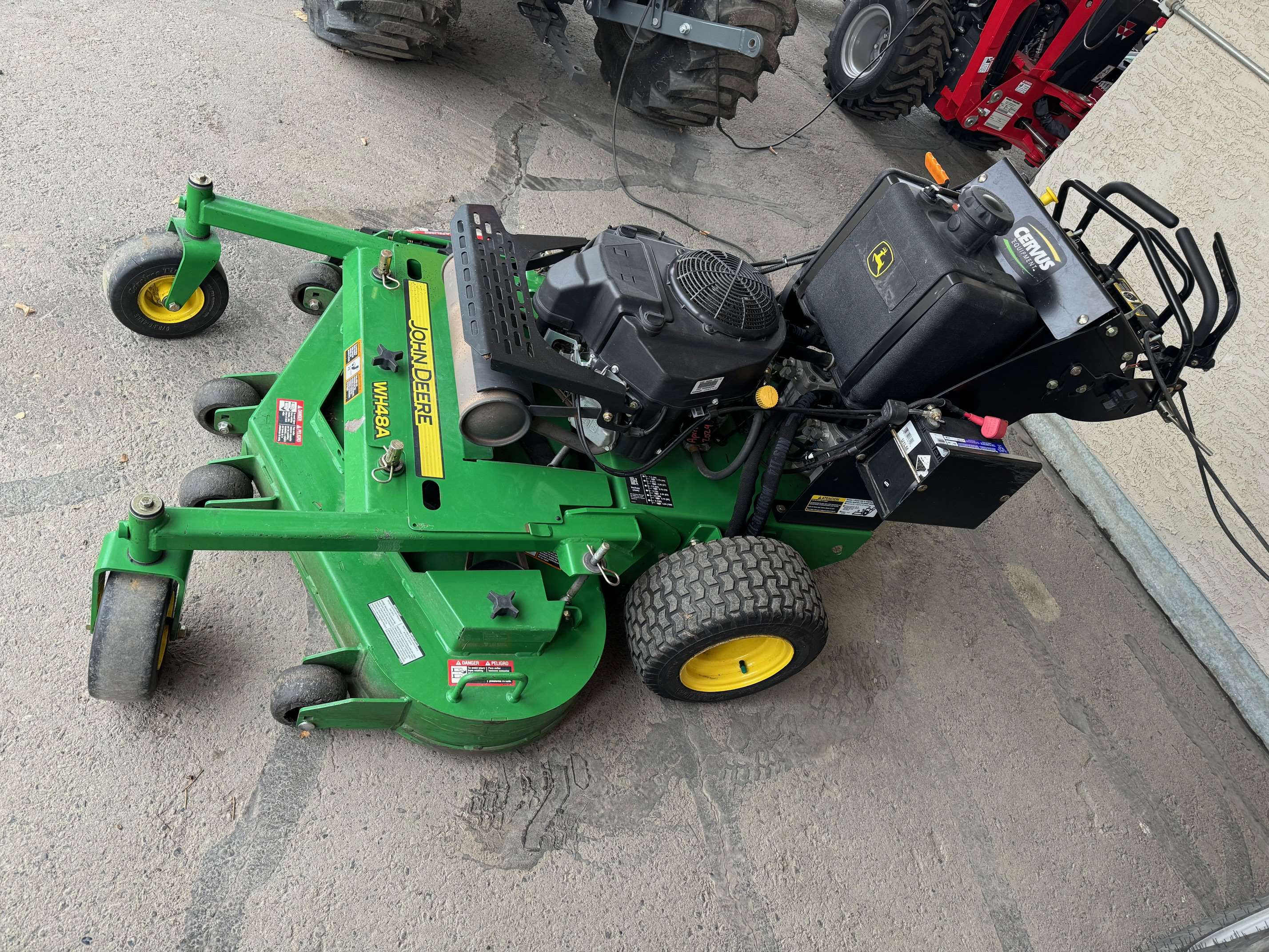 2014 John Deere WH48A Mower/Greens Walk Behind