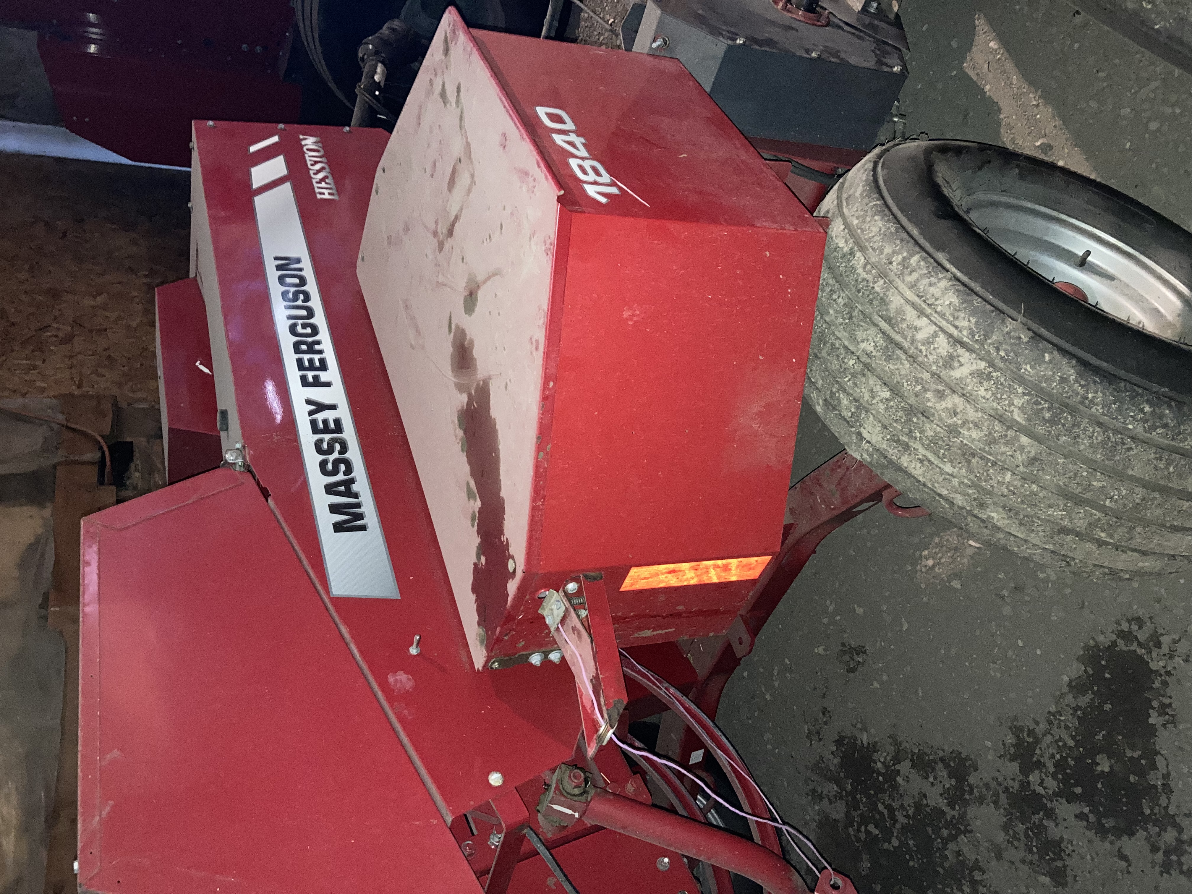 2015 Massey Ferguson 1840 Baler/Square