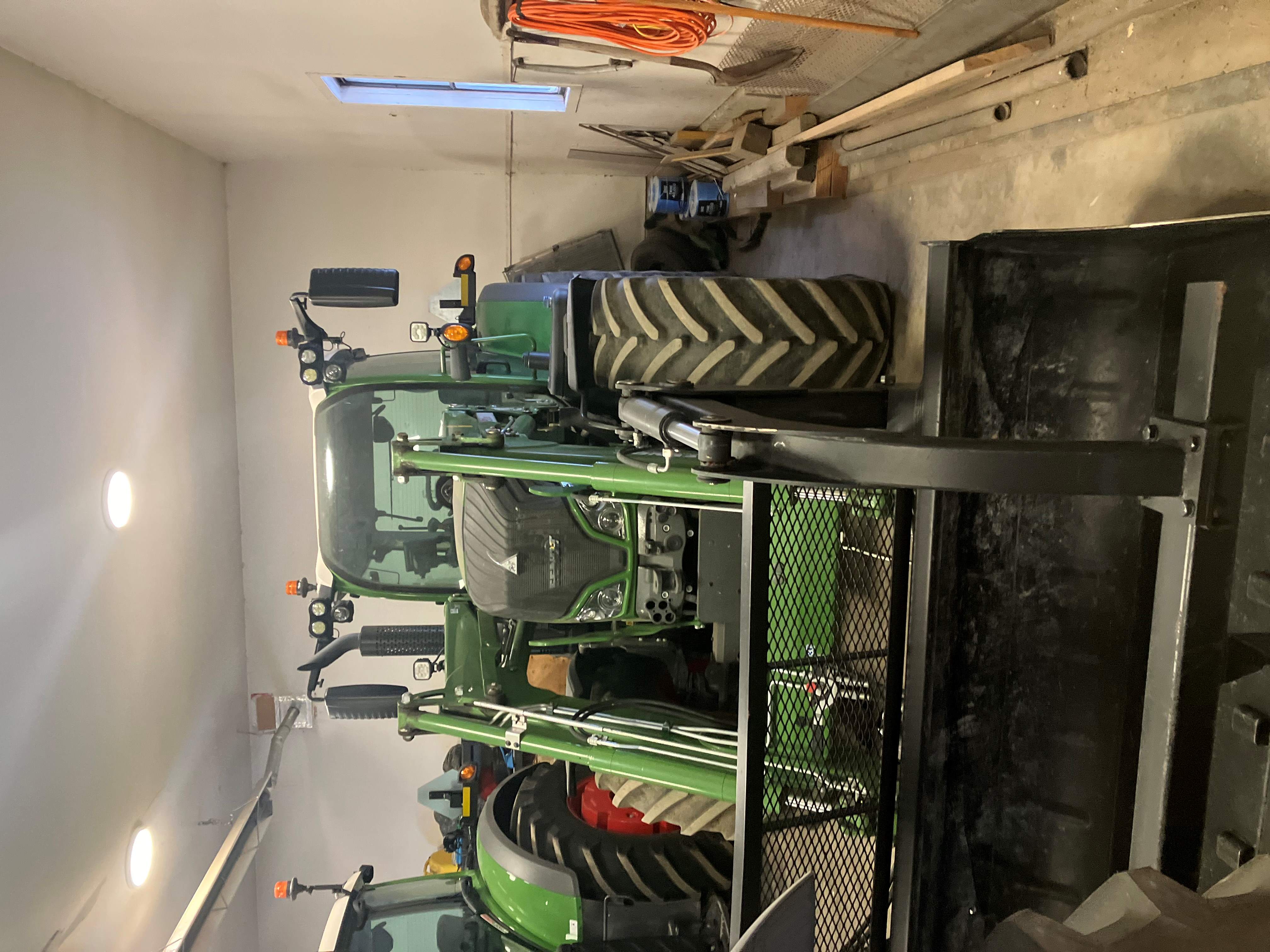 2021 Fendt 718G6 Tractor