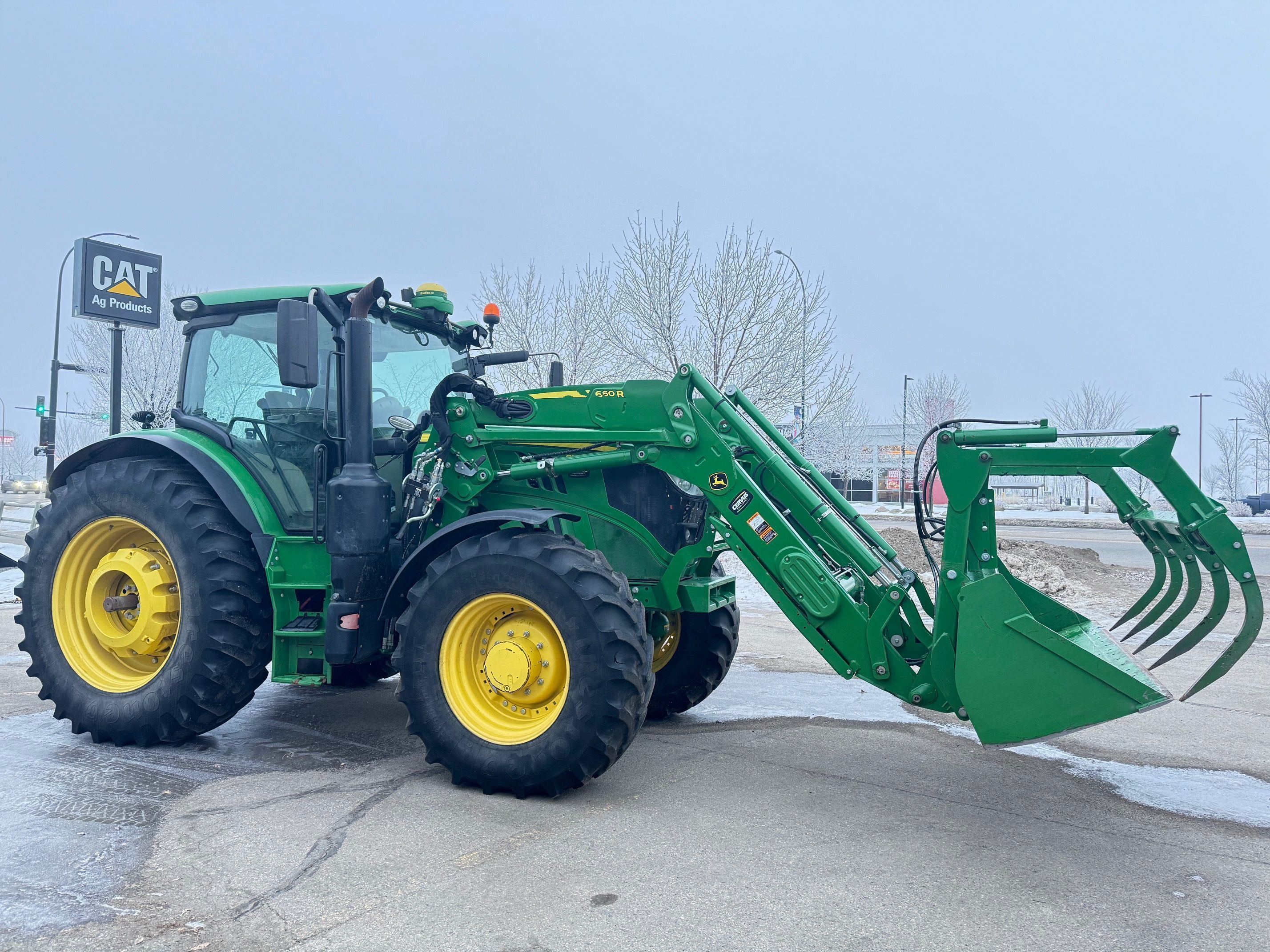 2019 John Deere 6155R Tractor