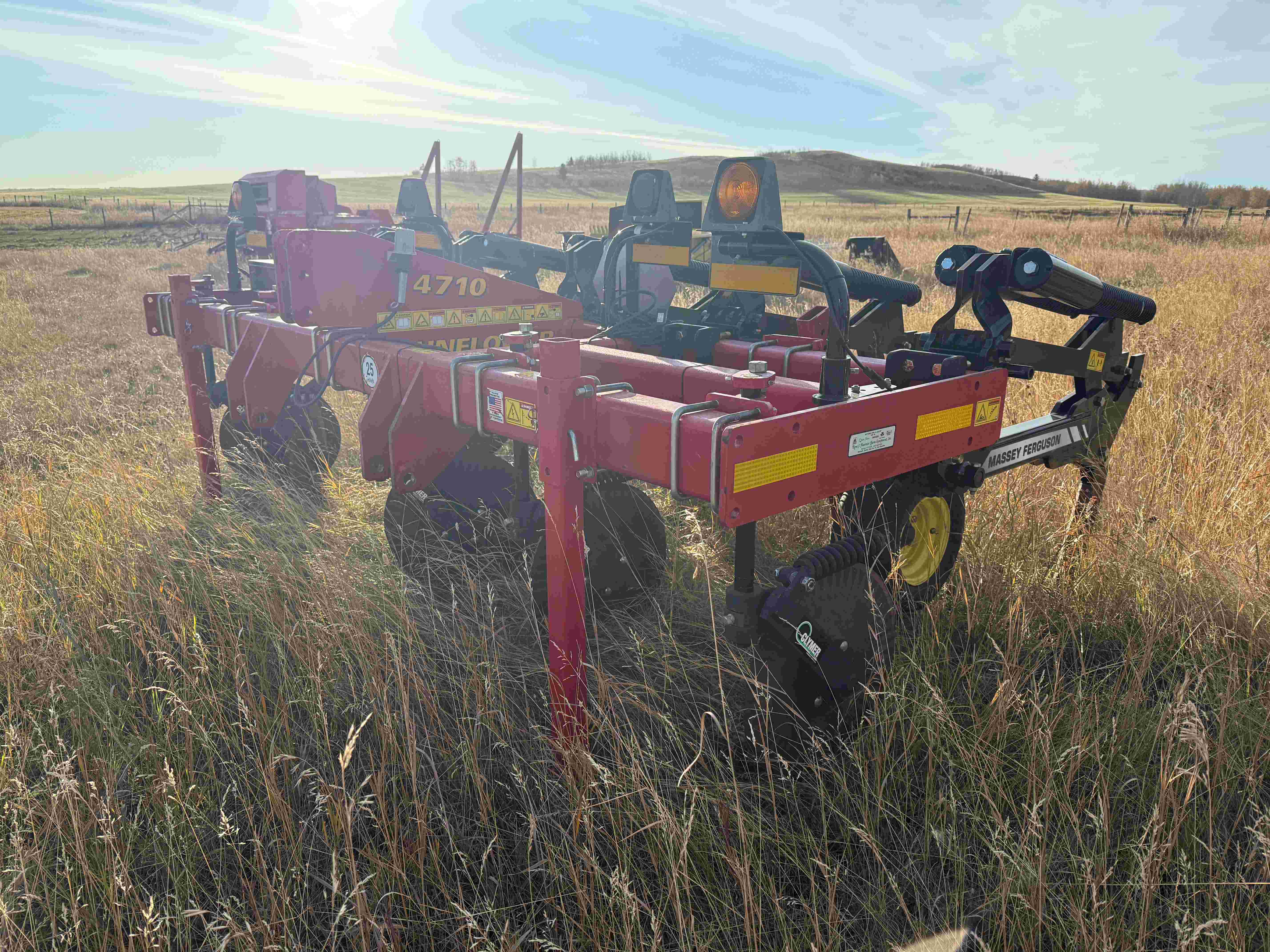 2015 Sunflower 4710 Subsoiler