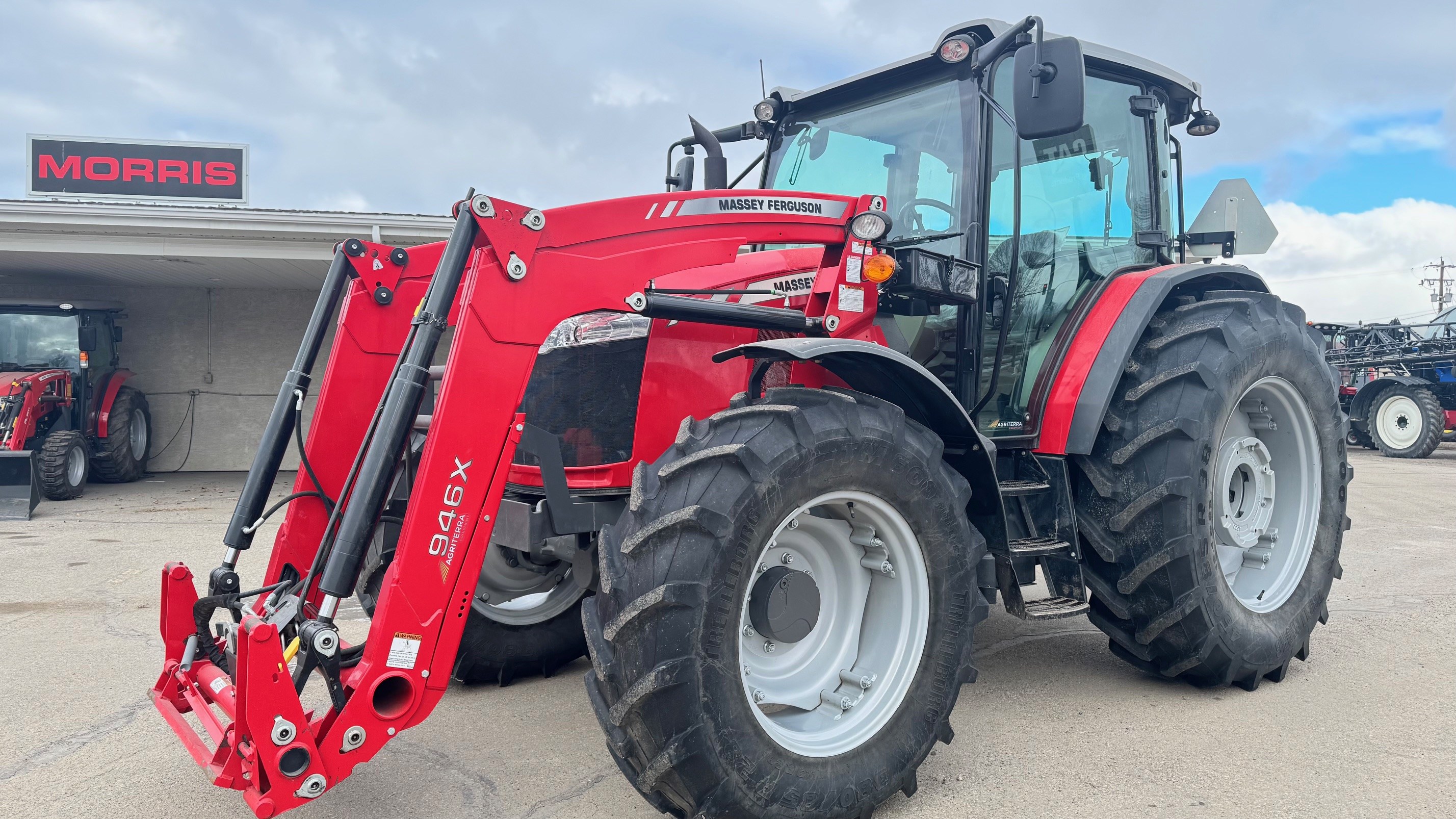 2020 Massey Ferguson 6713 Tractor