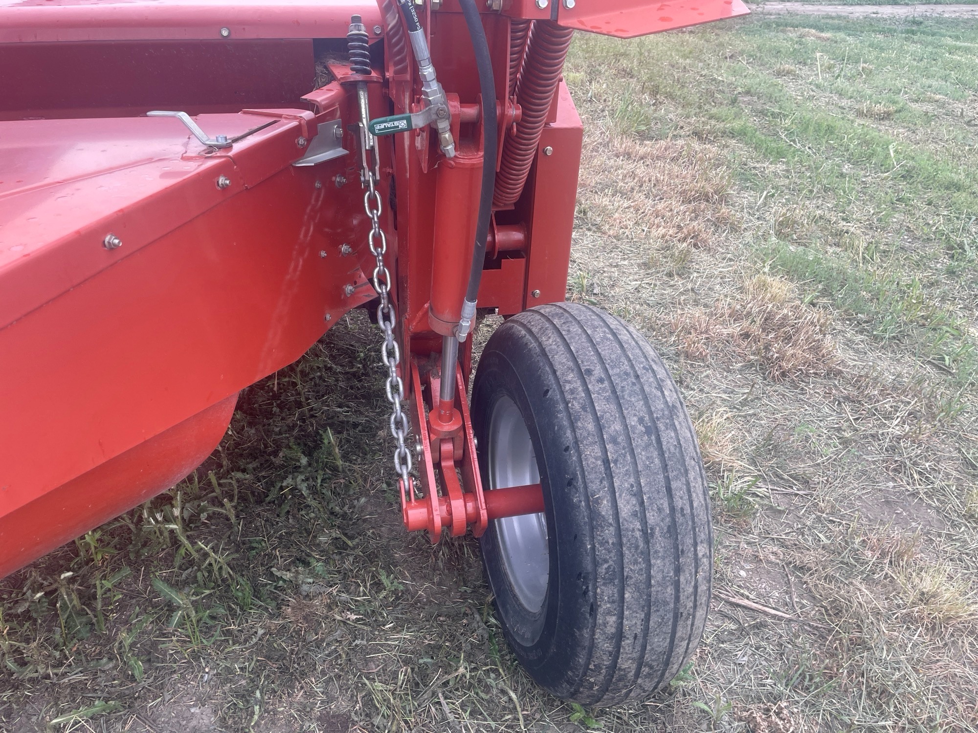 2009 Massey Ferguson 1372 Mower Conditioner/Disc
