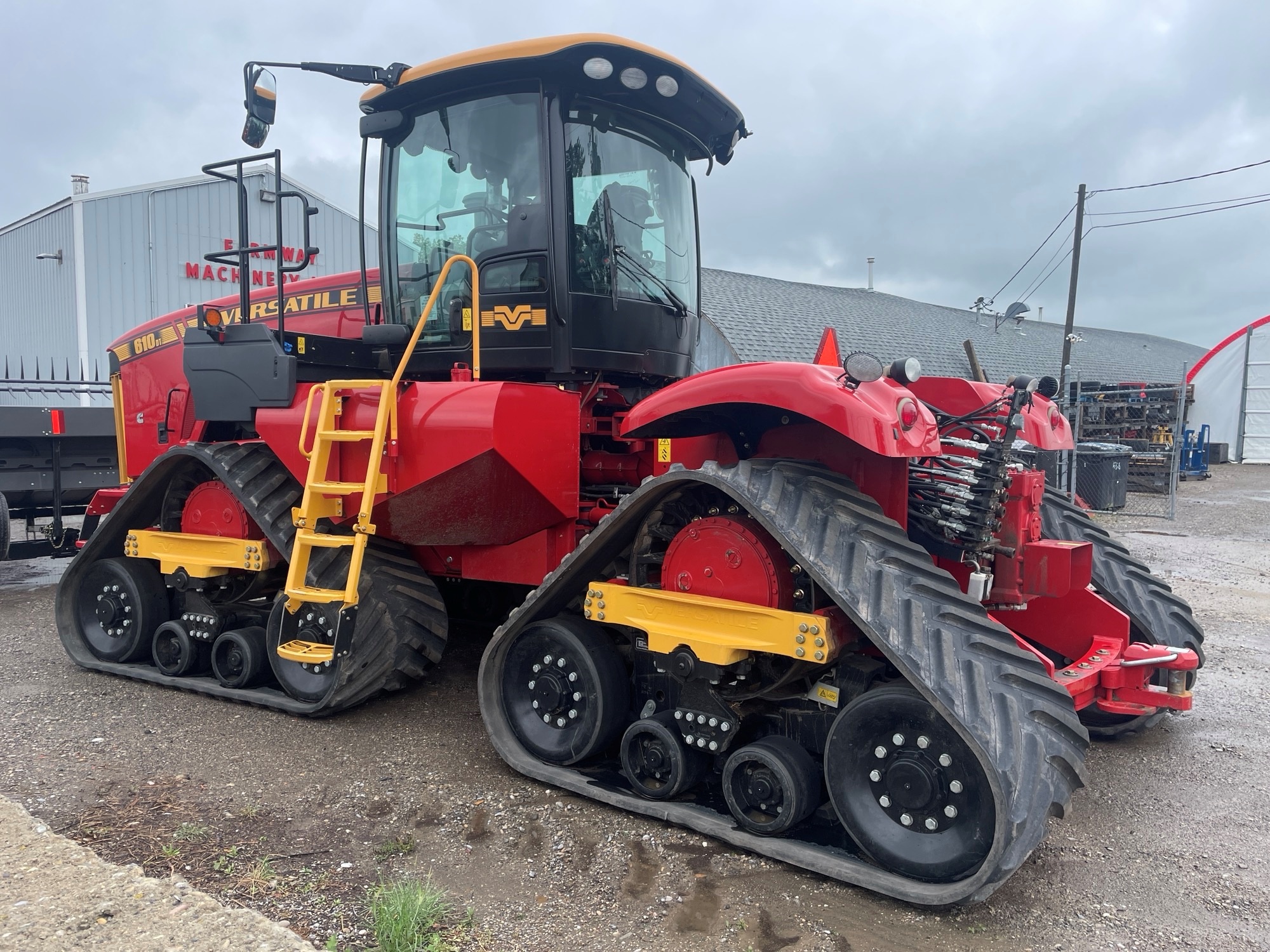 2021 Versatile DT610 Tractor Rubber Track