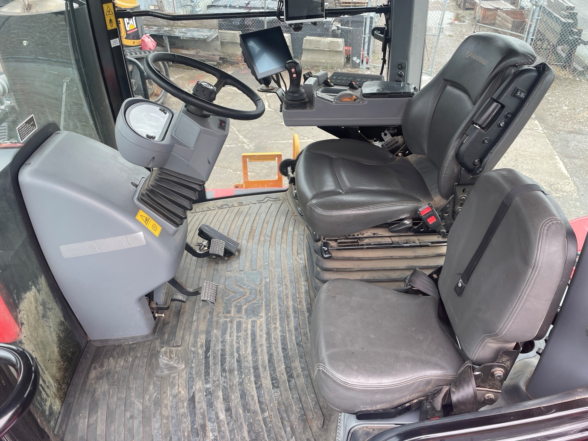 2021 Versatile DT610 Tractor Rubber Track