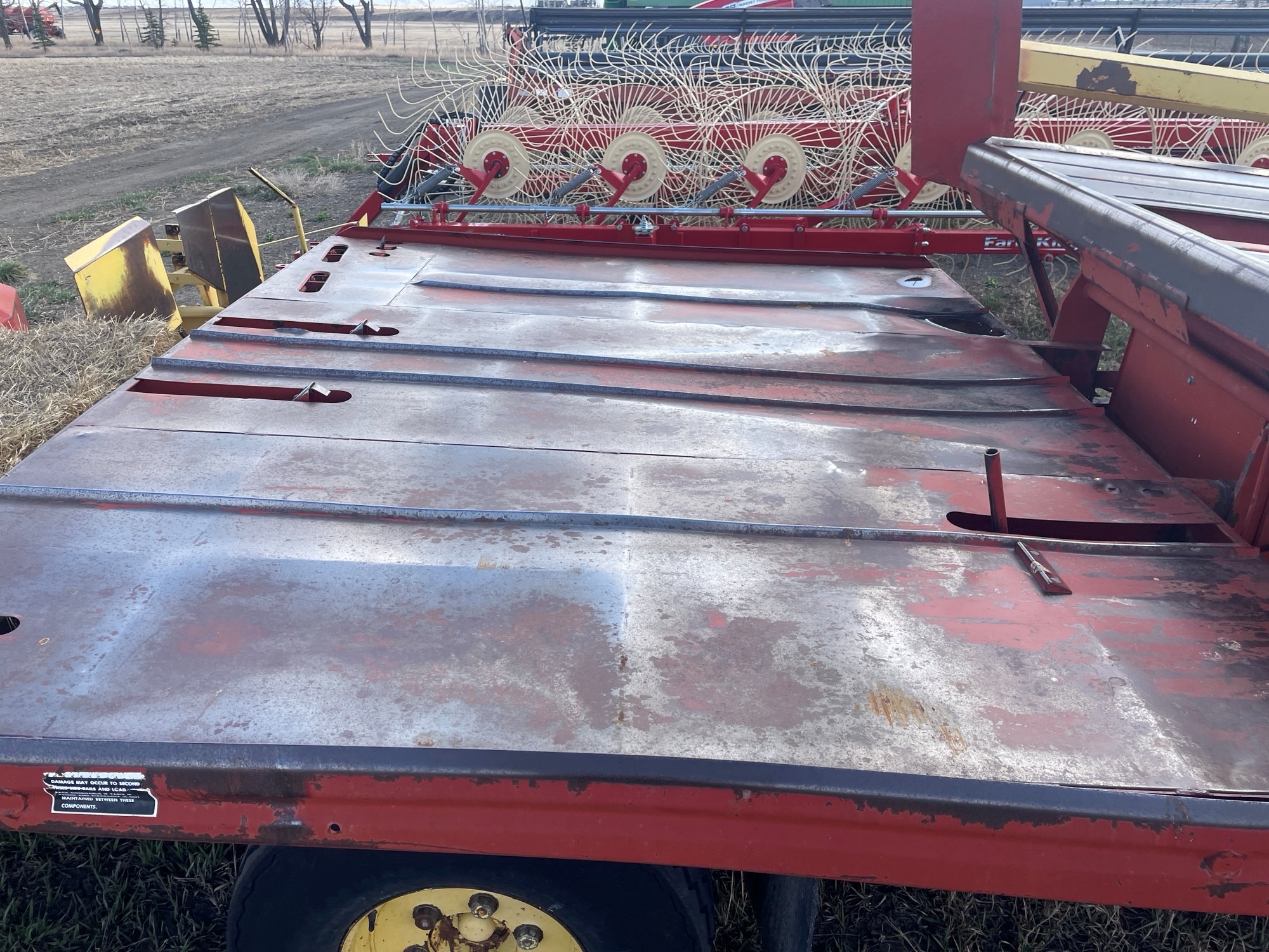 New Holland 1069 Bale Stacker