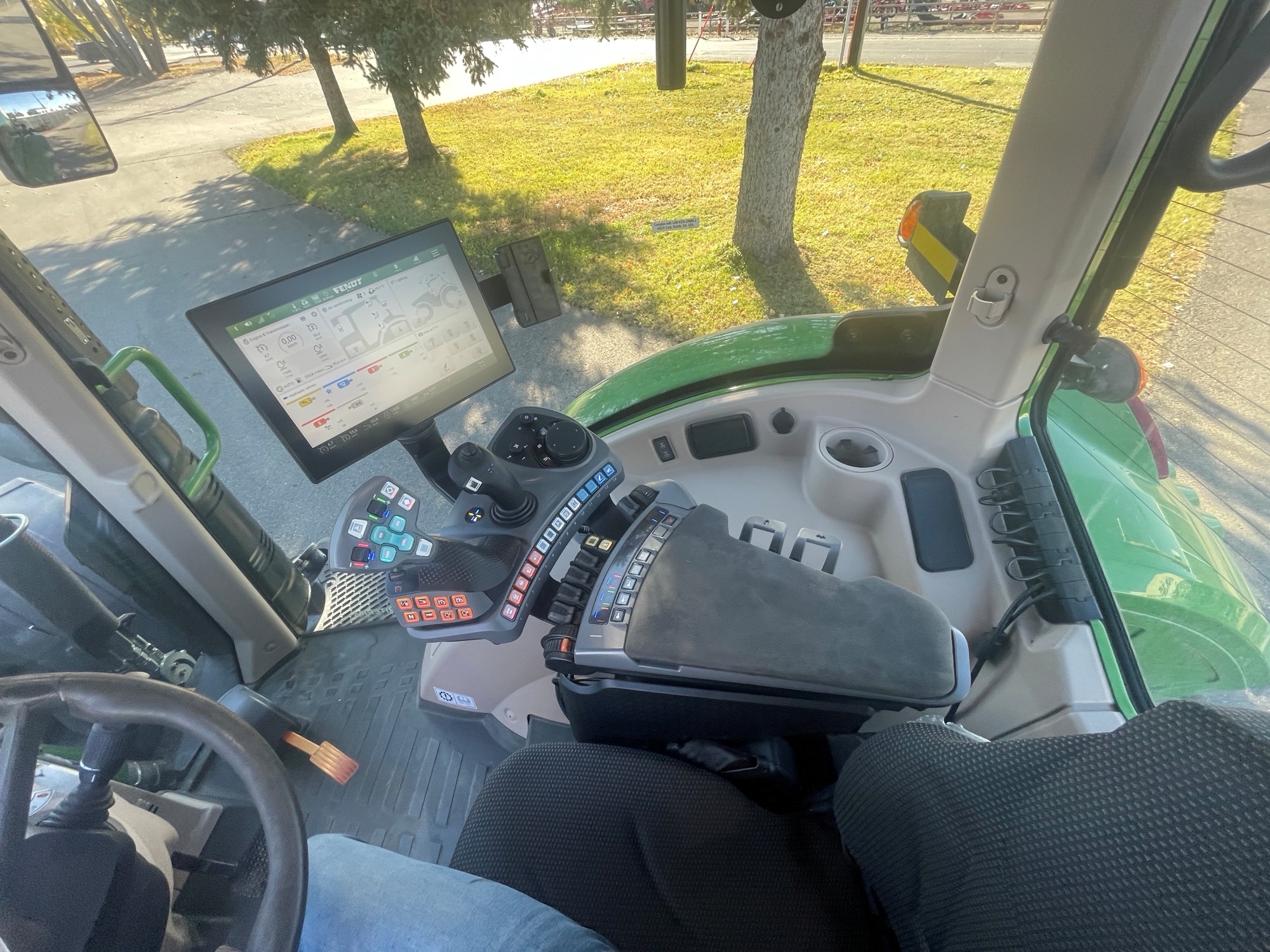 2022 Fendt 718G6 Tractor