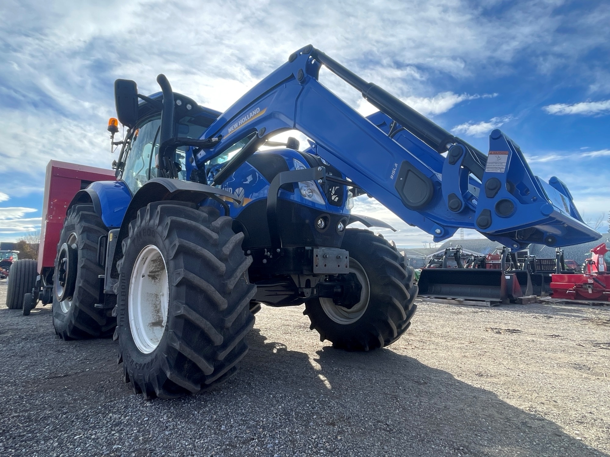 2023 New Holland T7.210 Tractor