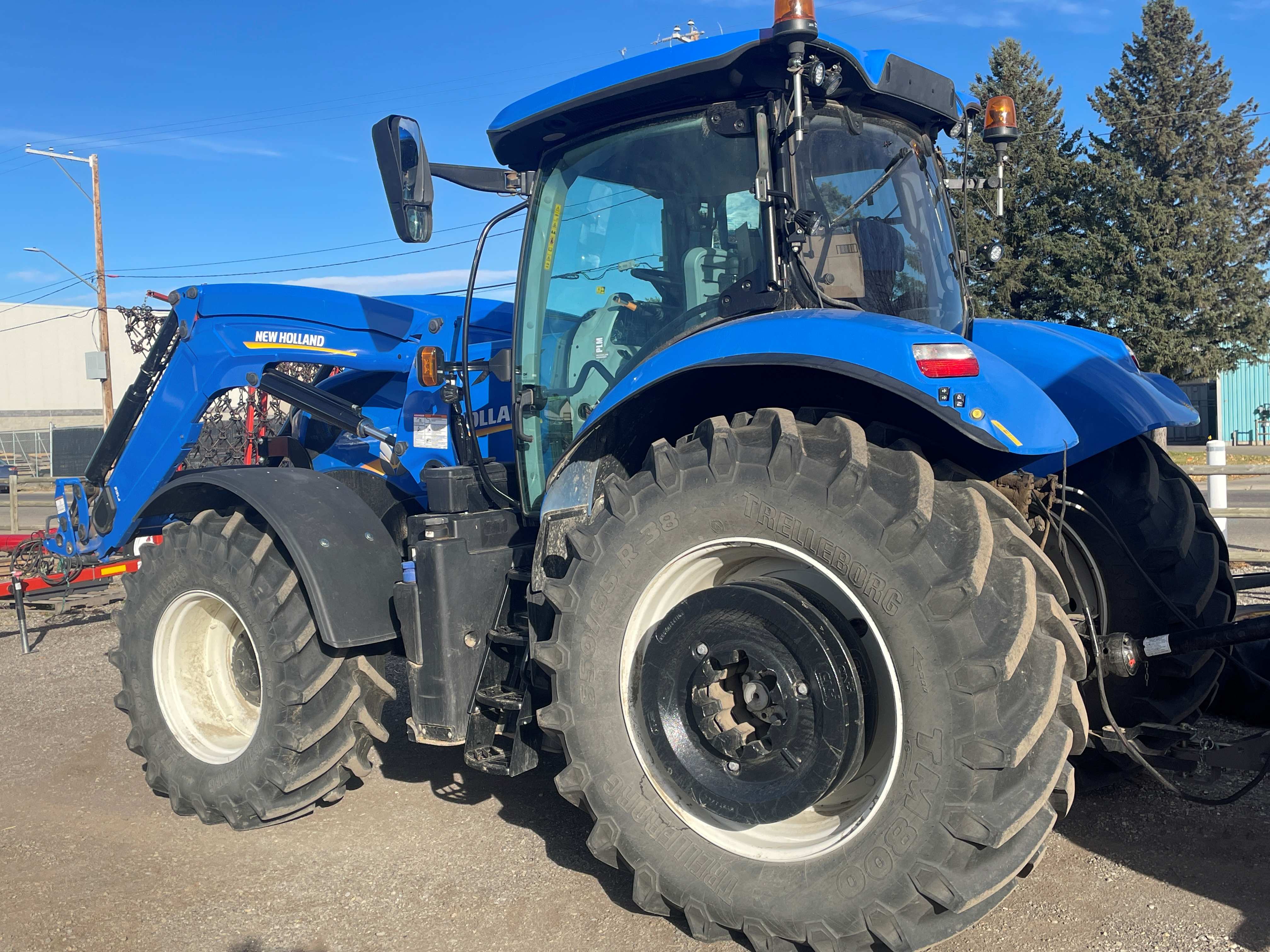 2023 New Holland T7.210 Tractor