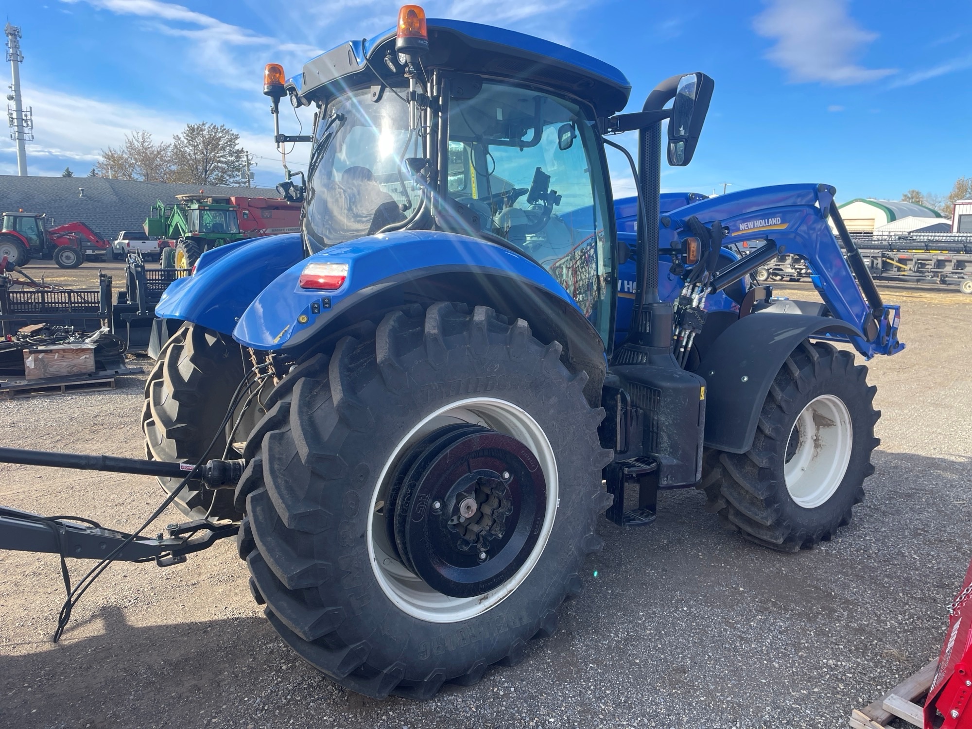 2023 New Holland T7.210 Tractor