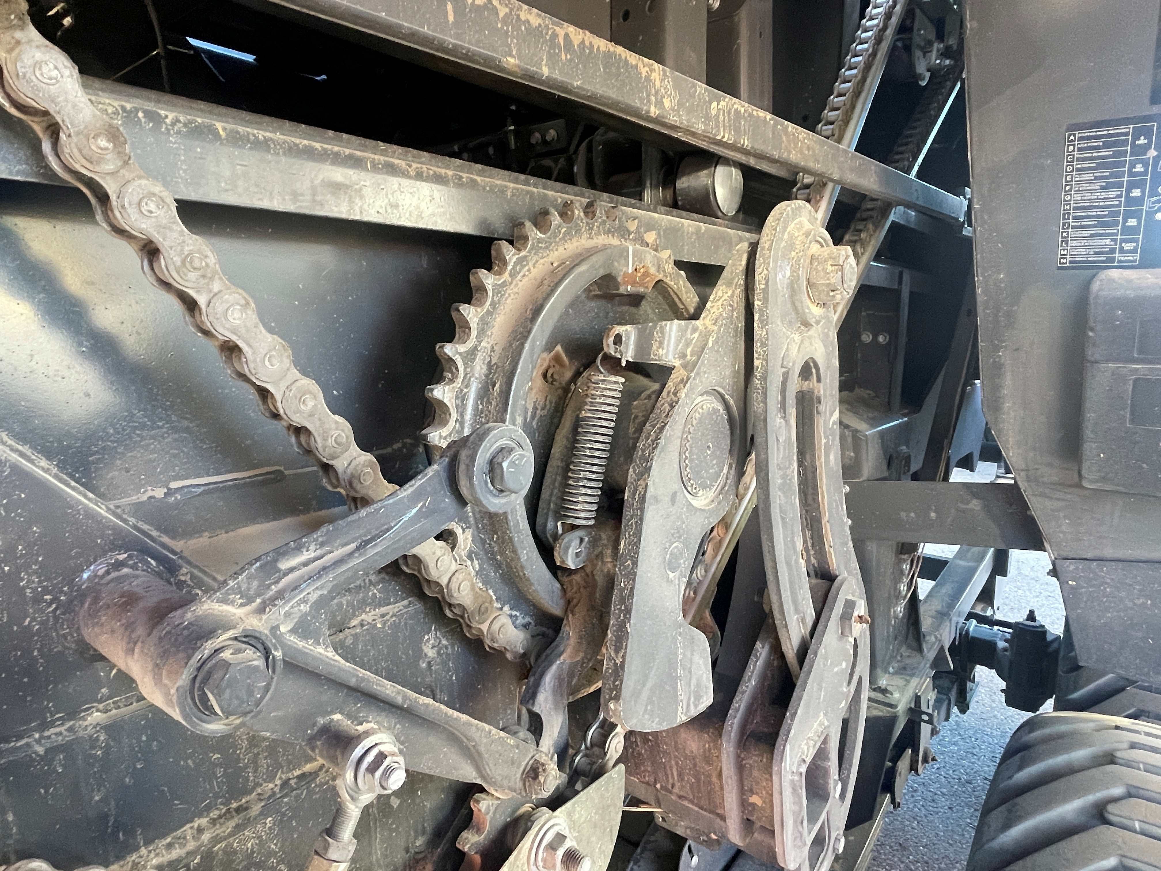 2022 Massey Ferguson 2270XD Baler/Big Square